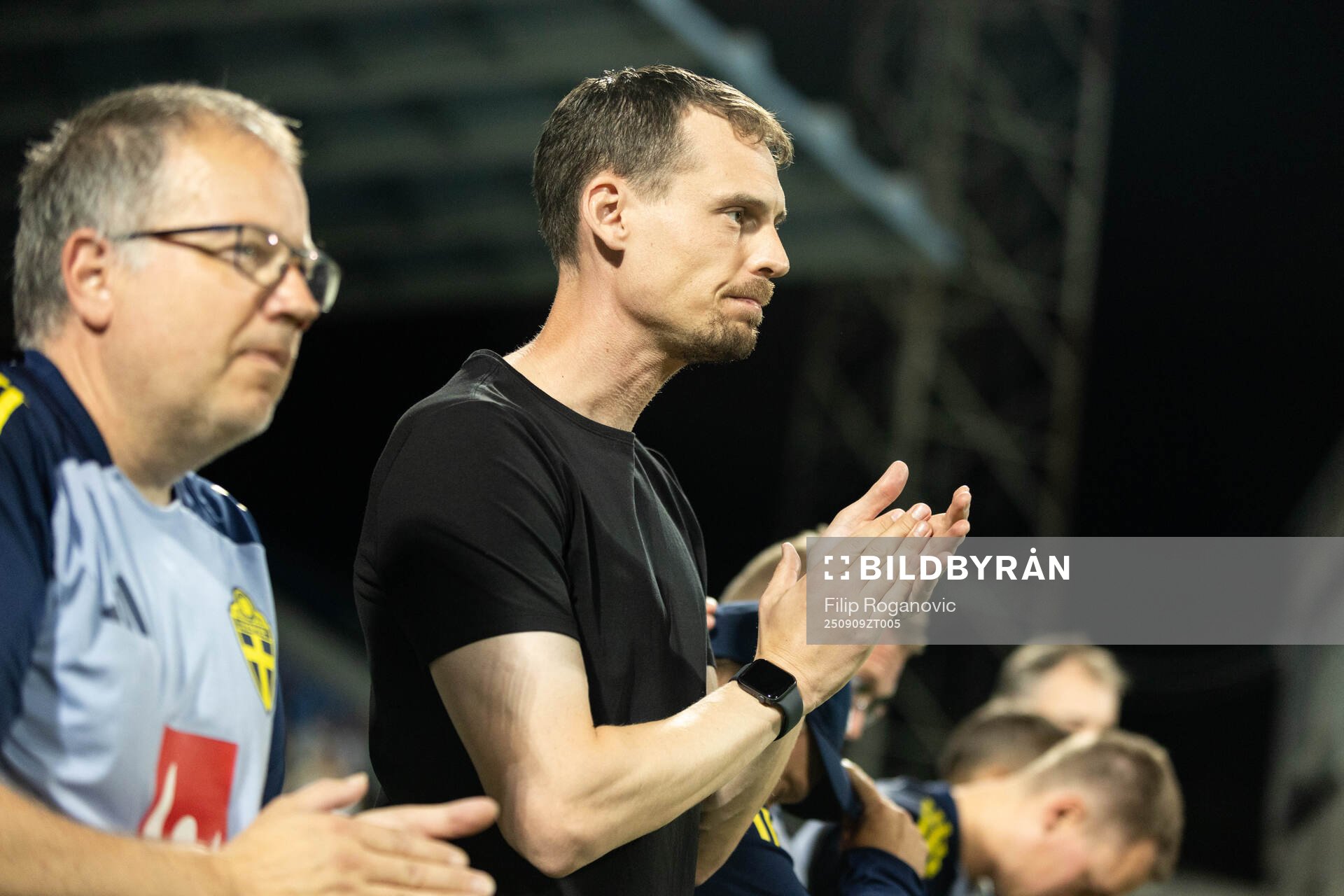 Head coach Daniel Bäckström of Sweden