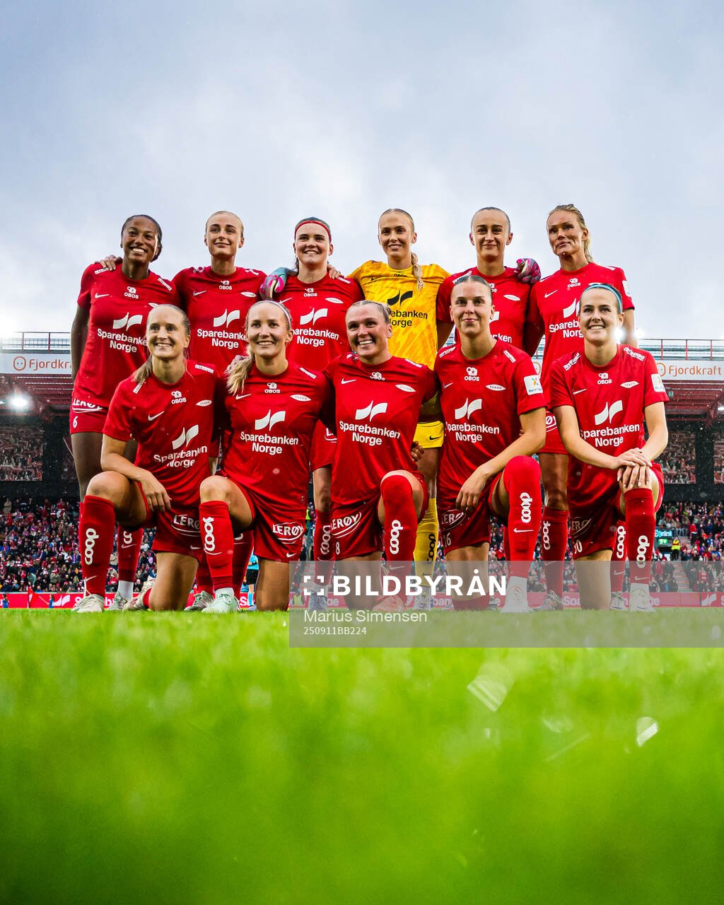 The starting eleven of Brann, from the top left; Cassandra