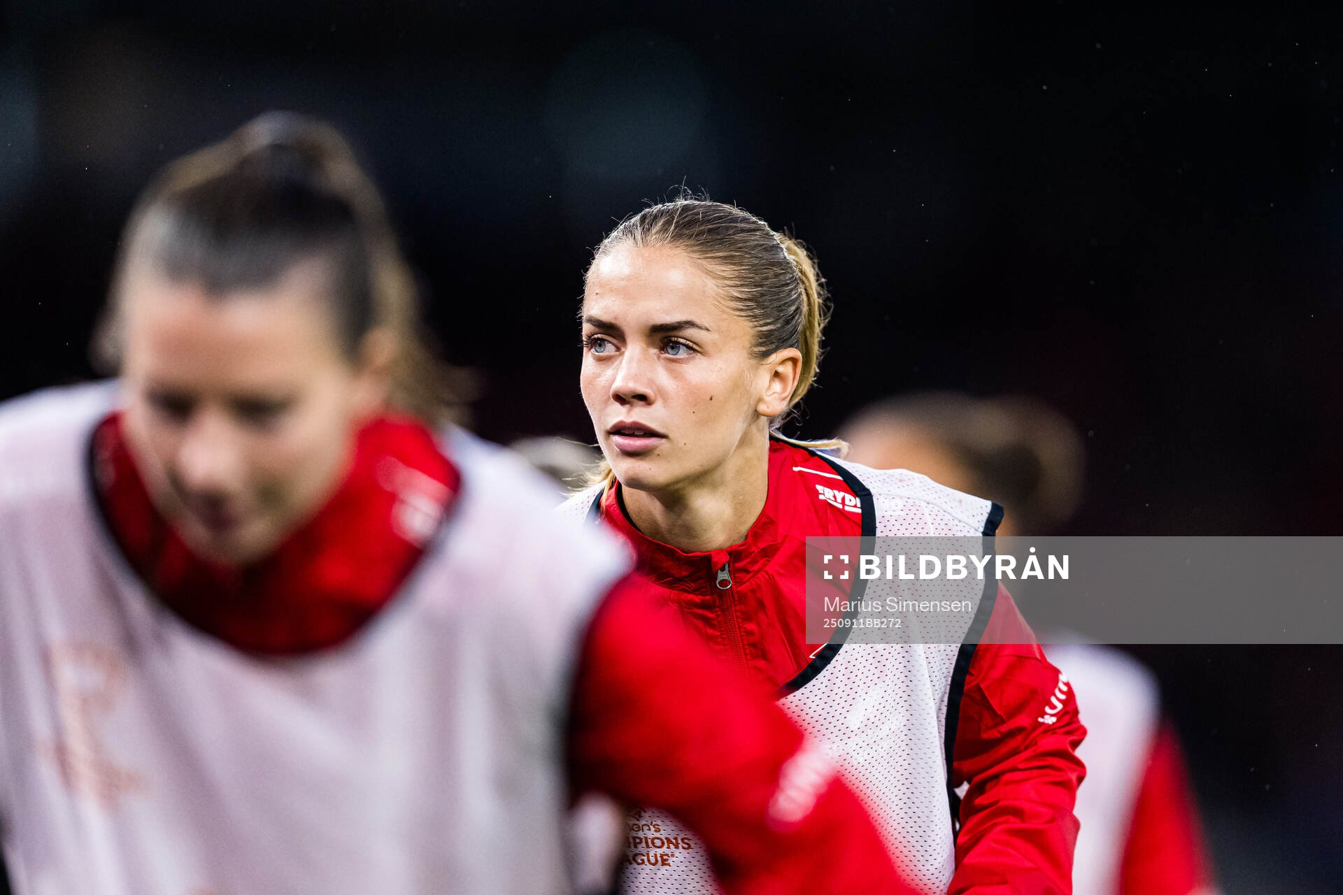 Johanna Anna Maria Renmark of Brann warms up