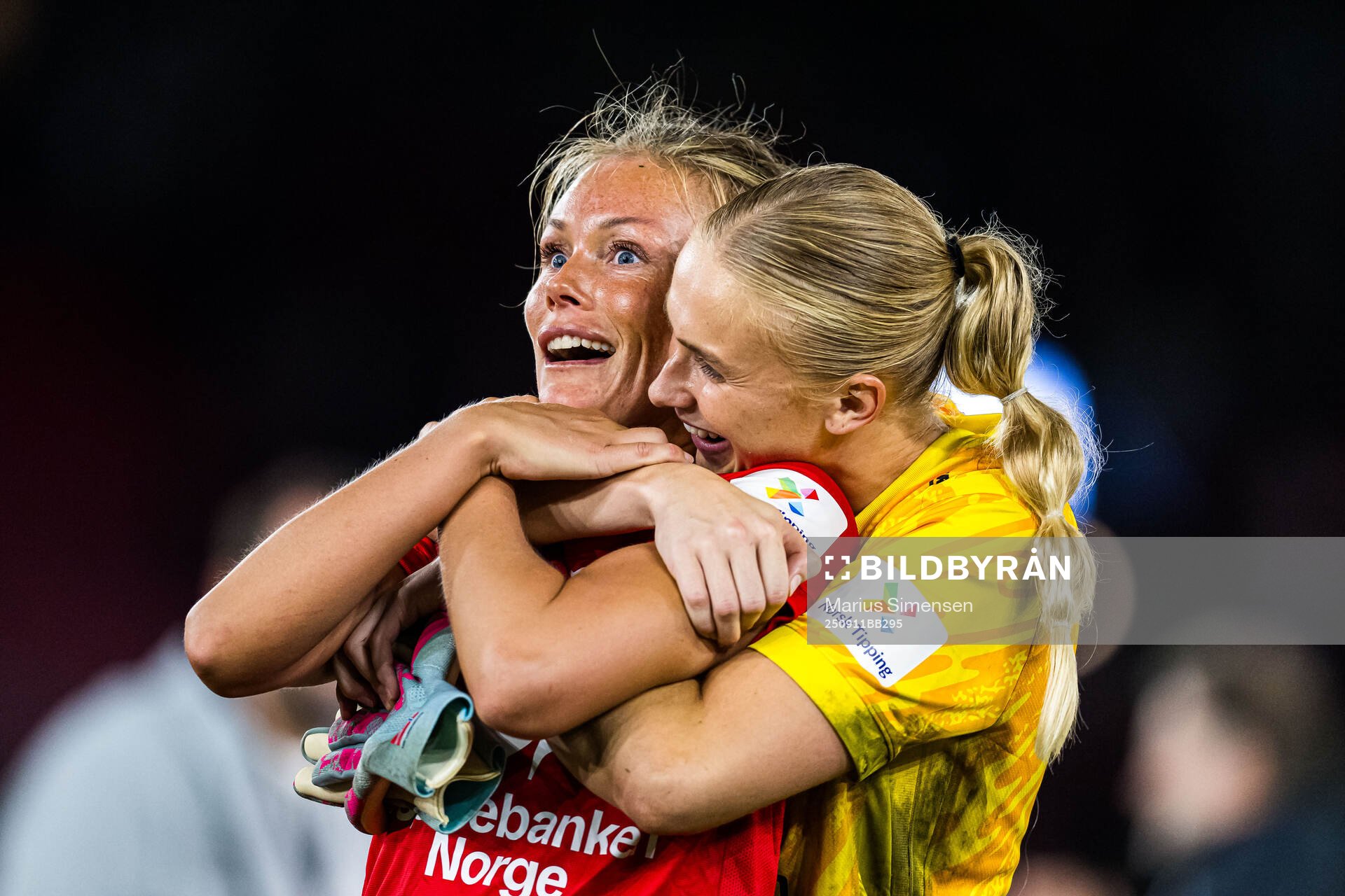 Ingrid Stenevik and Selma Panengstuen of Brann