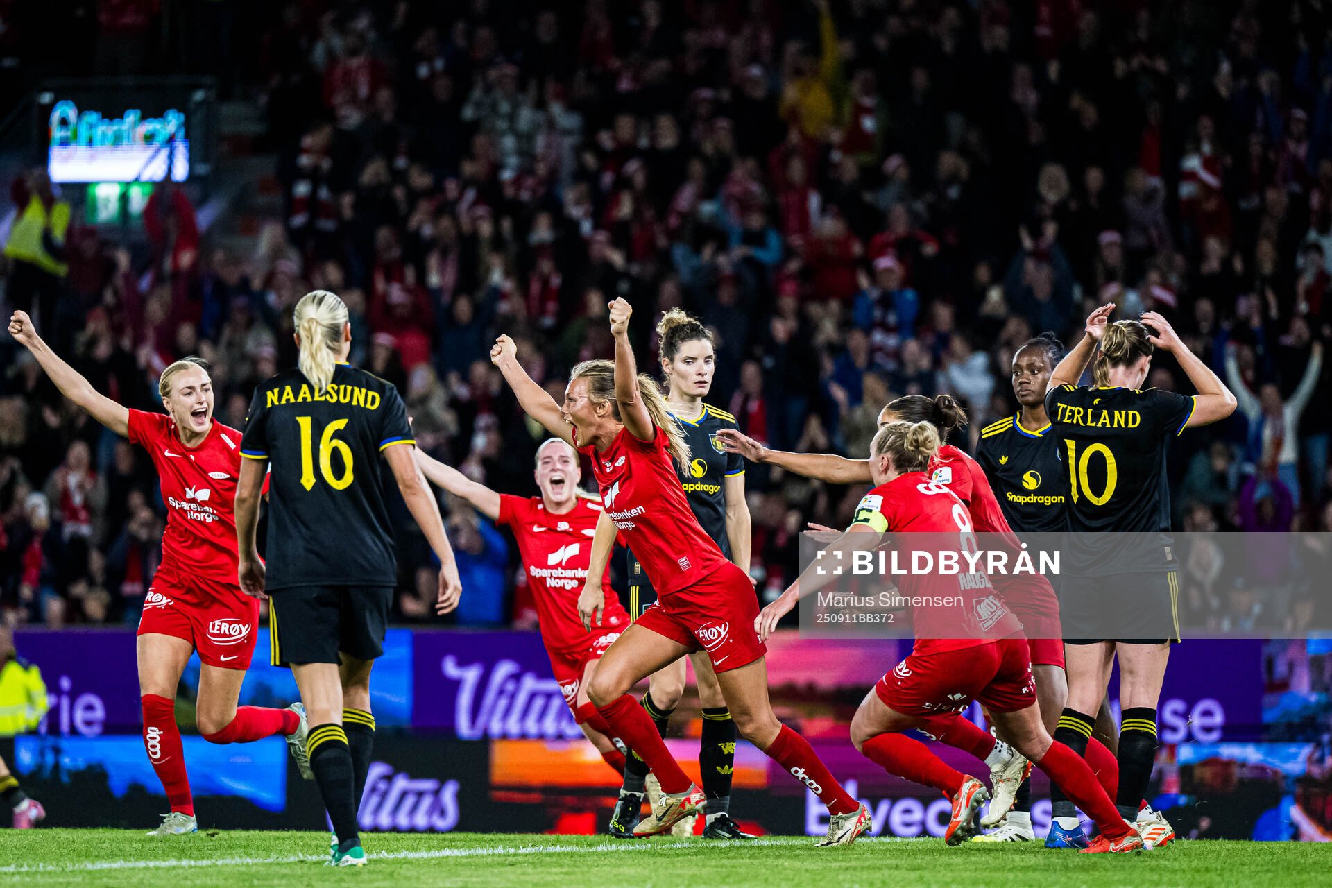 Ingrid Stenevik of Brann celebrates