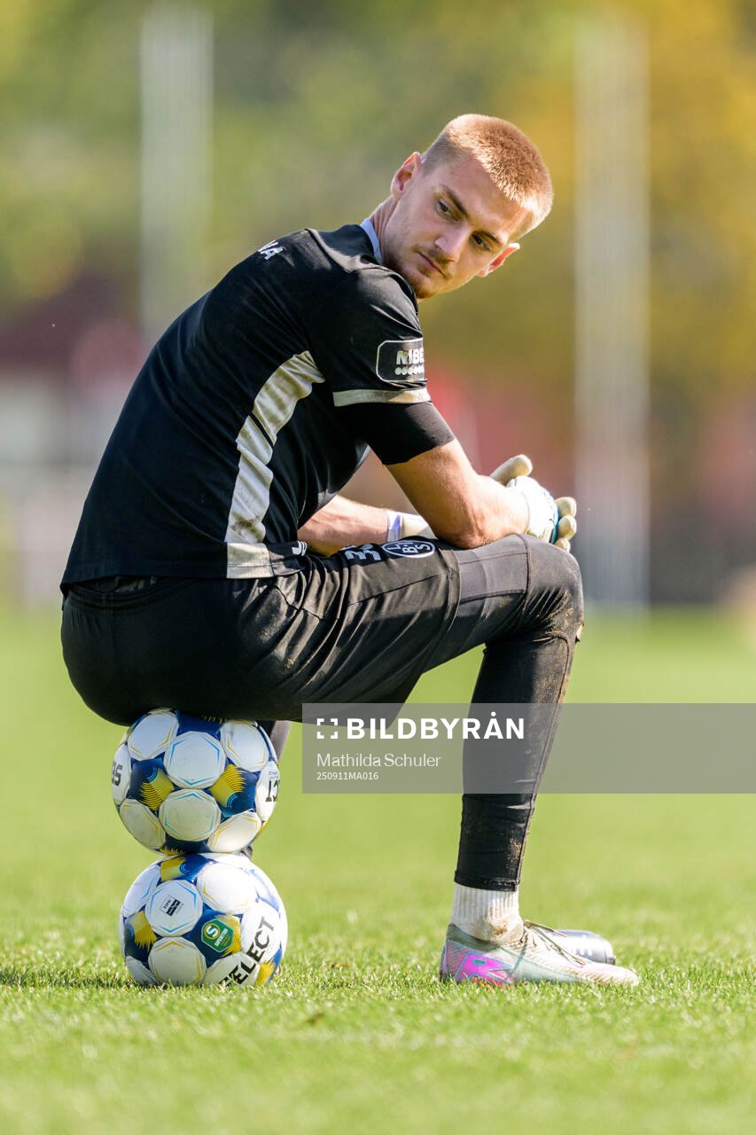 Målvakt Marcus Pettersson