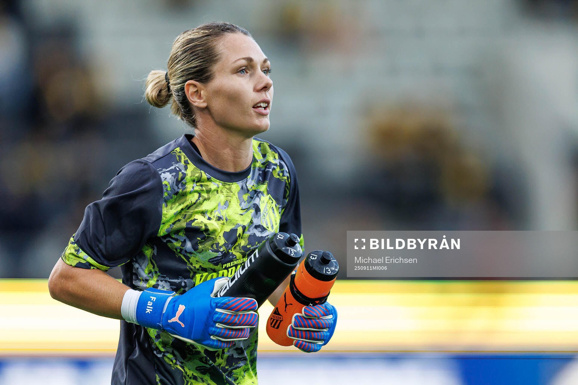 Goalkeeper Jennifer Falk of Häcken