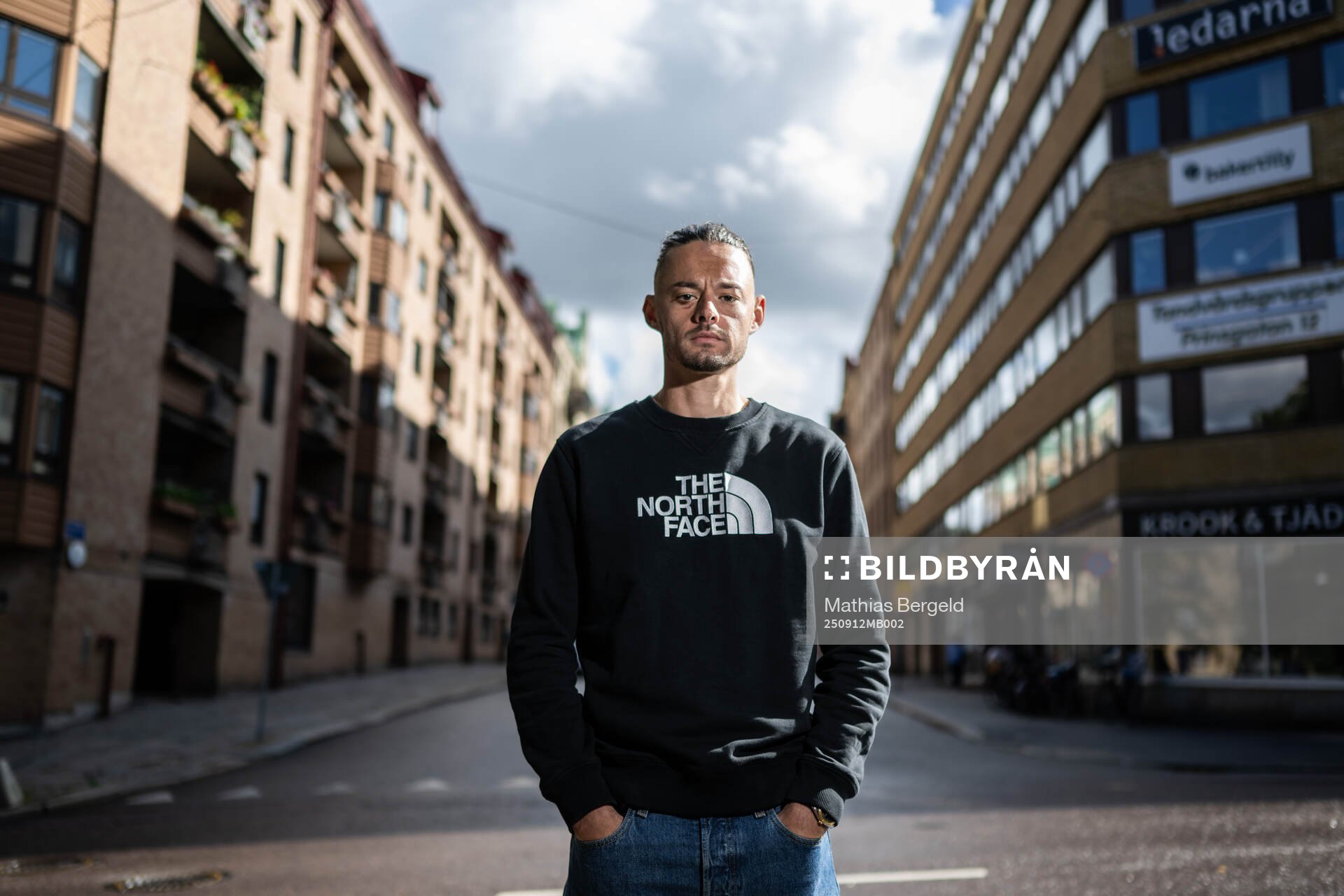 Häckens Amor Layouni