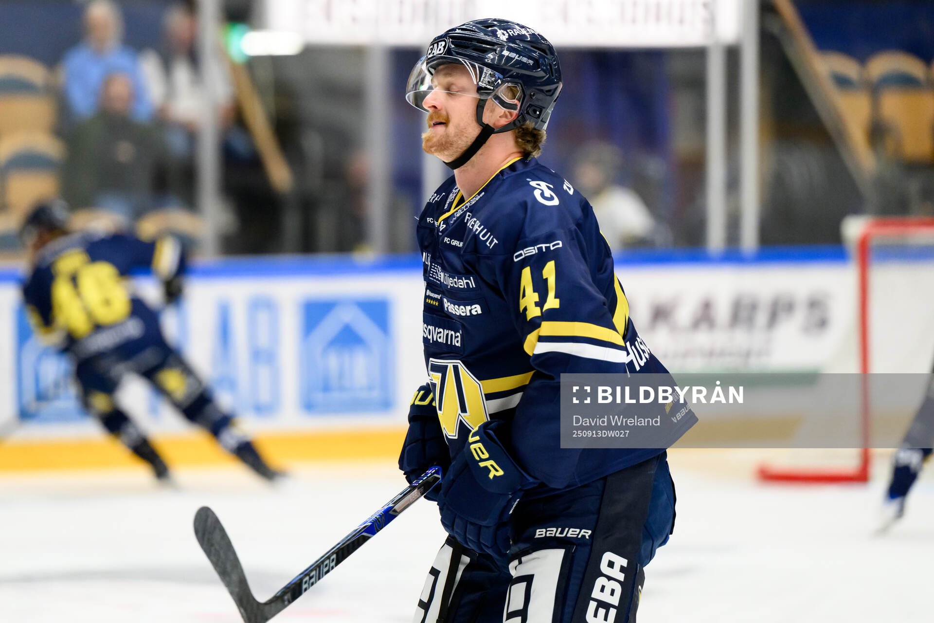 HV71s Riley Woods