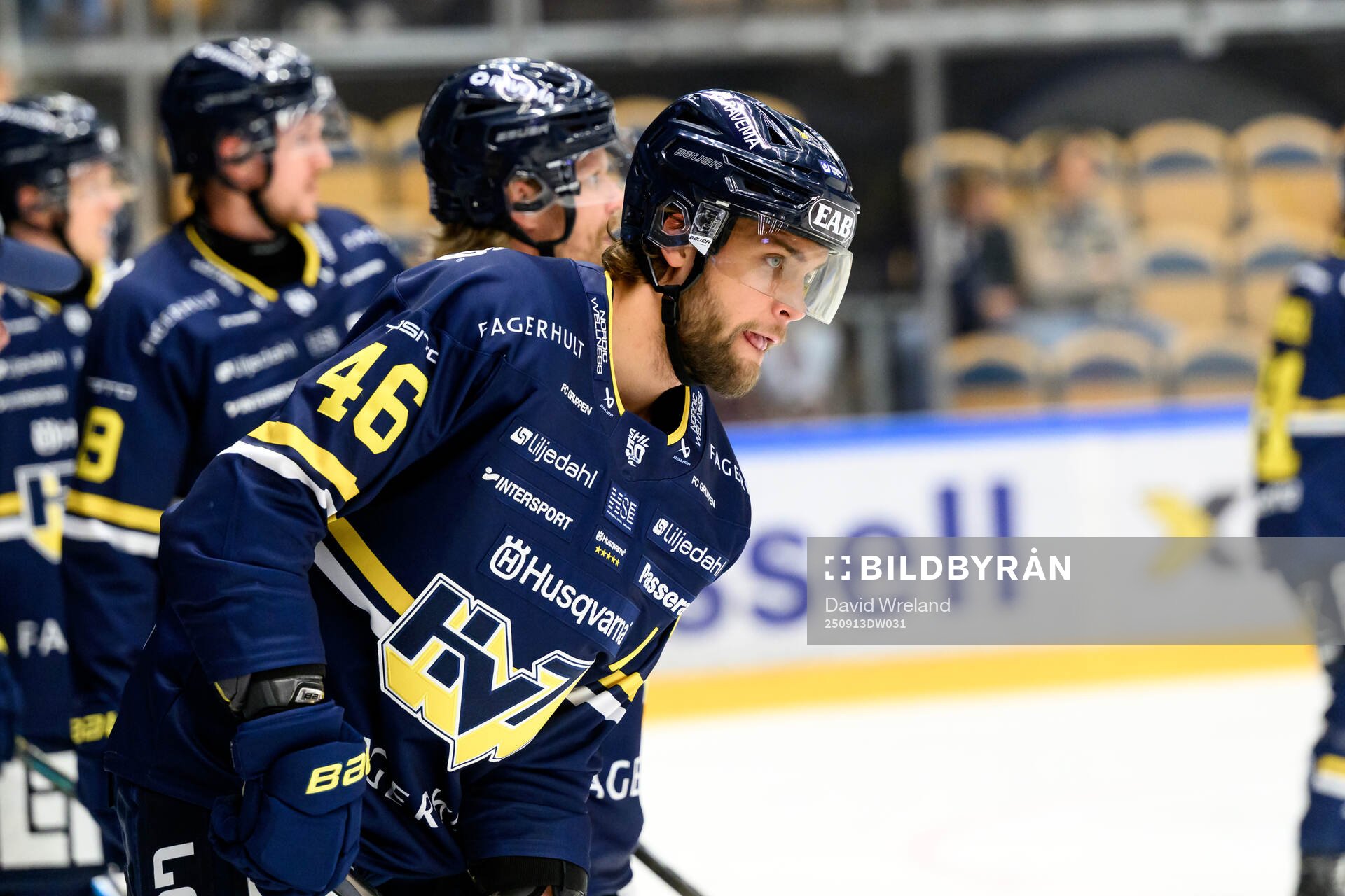 HV71s Joona Luoto  ishockeymatchen i SHL mellan HV71 och