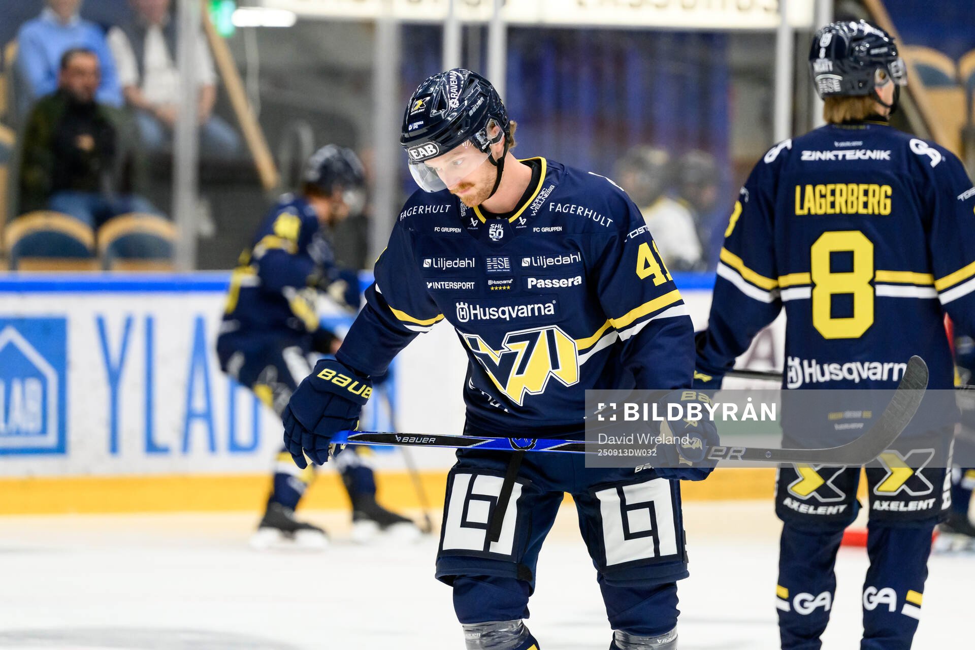 HV71s Riley Woods