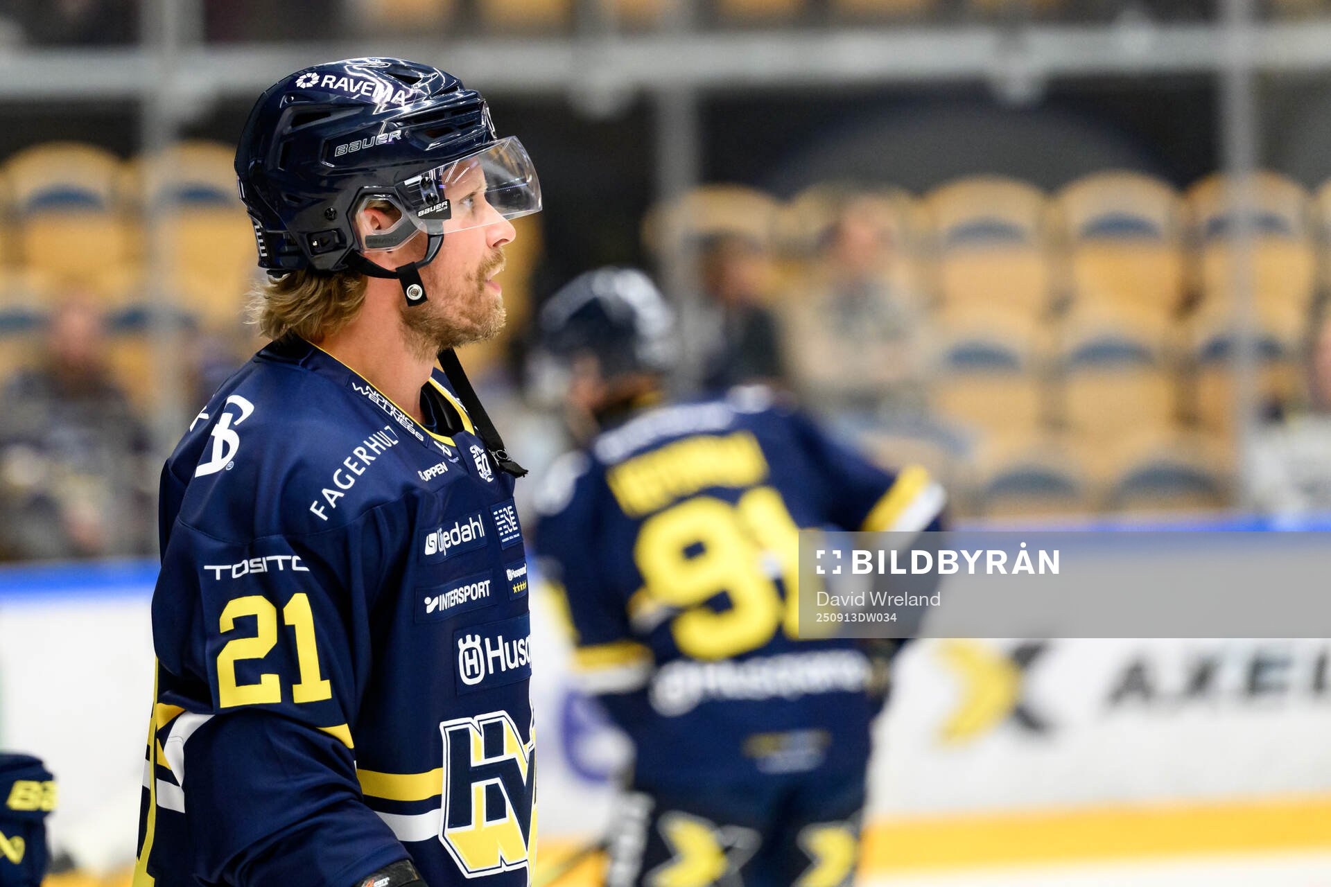 HV71s Mattias Tedenby  ishockeymatchen i SHL mellan HV71