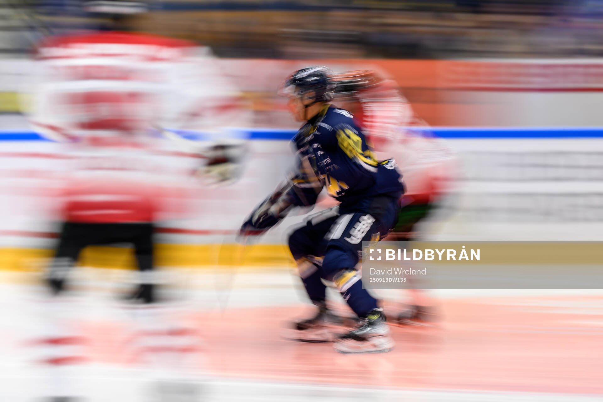 HV71s Jonathan Ang