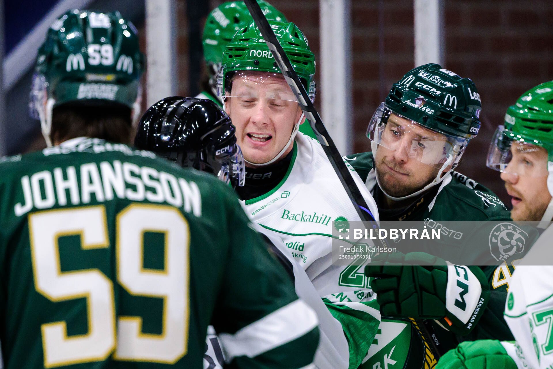 Färjestads Linus Johansson och Rögles Fredrik Olofsson