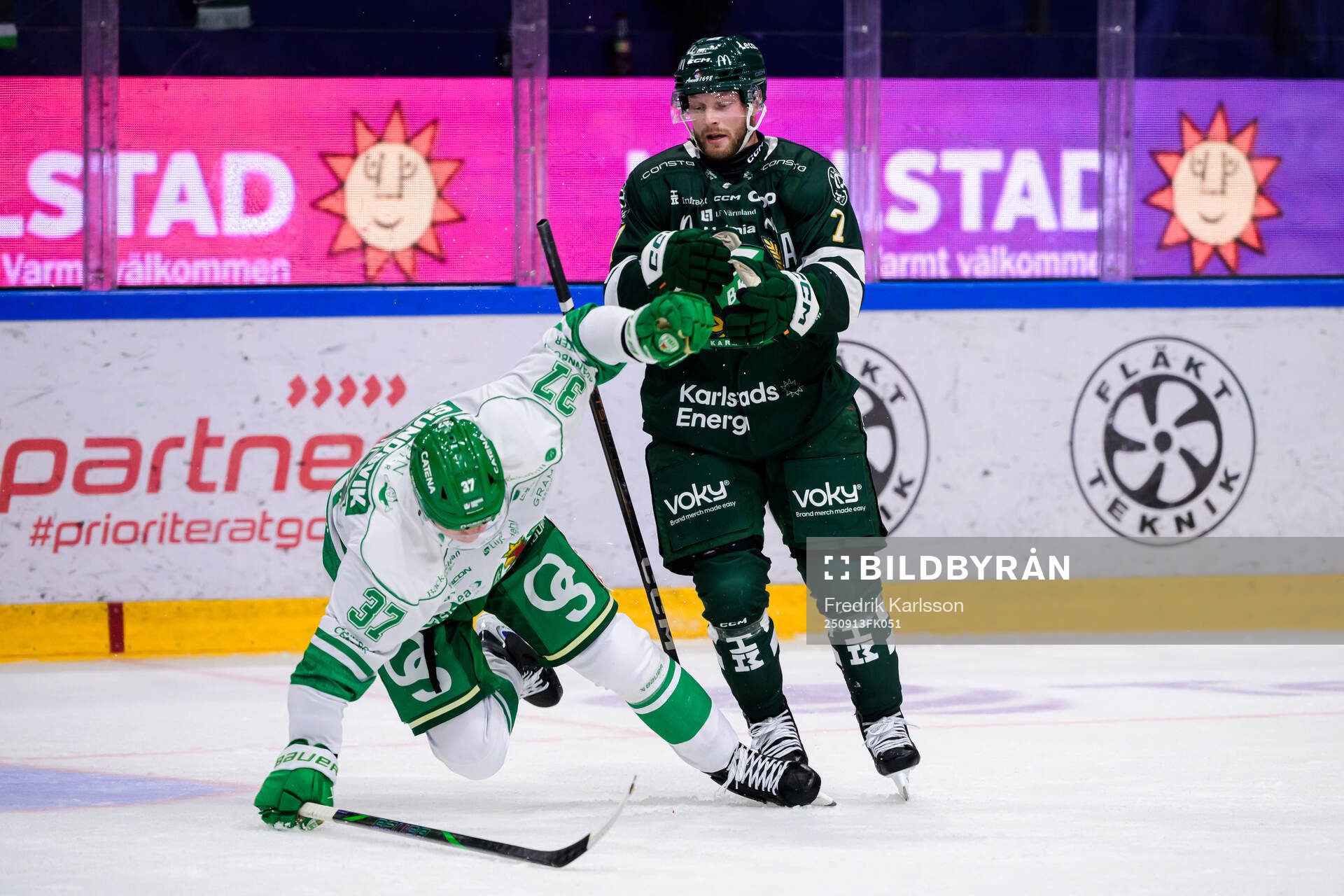Rögles Albin Sundsvik och Färjestads Axel Bergkvist