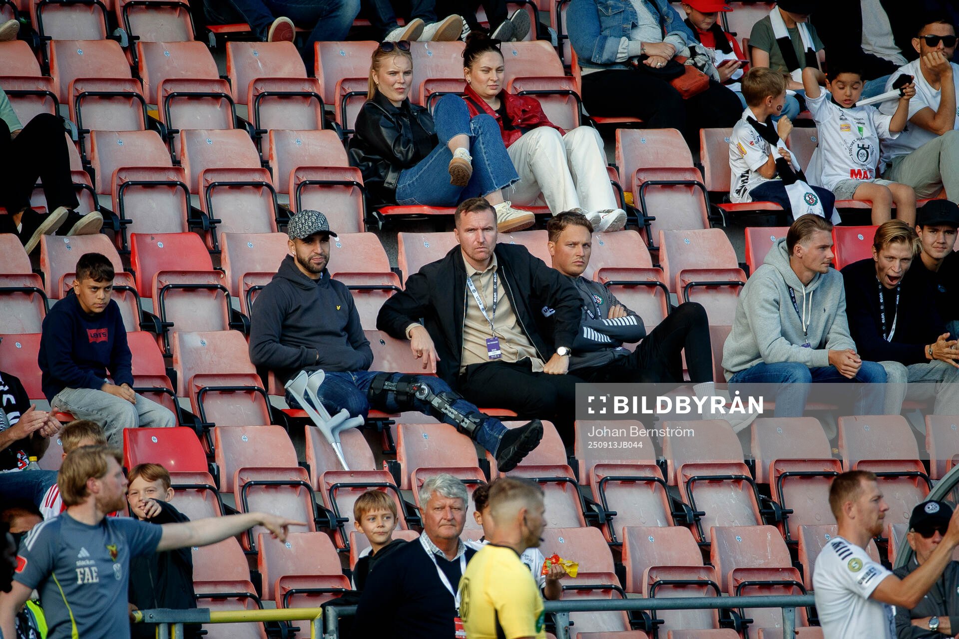 Örebros sportchef Enes Ahmetovic på läktaren