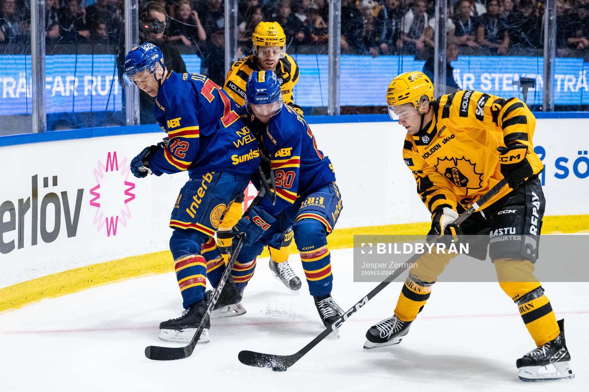 Djurgårdens Jesse Ylönen och Mathias Emilio Pettersen mot