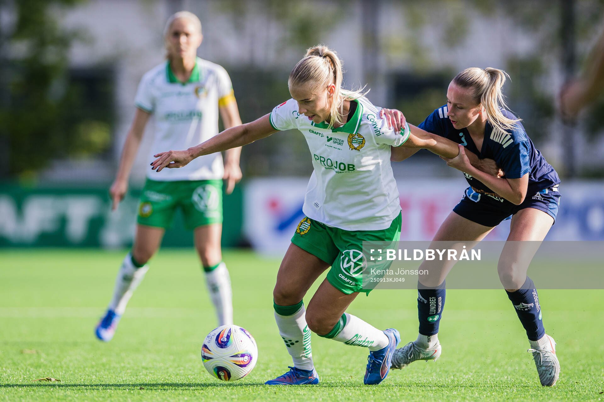 Hammarbys Stina Lennartsson och Linköpings Ella Lundin