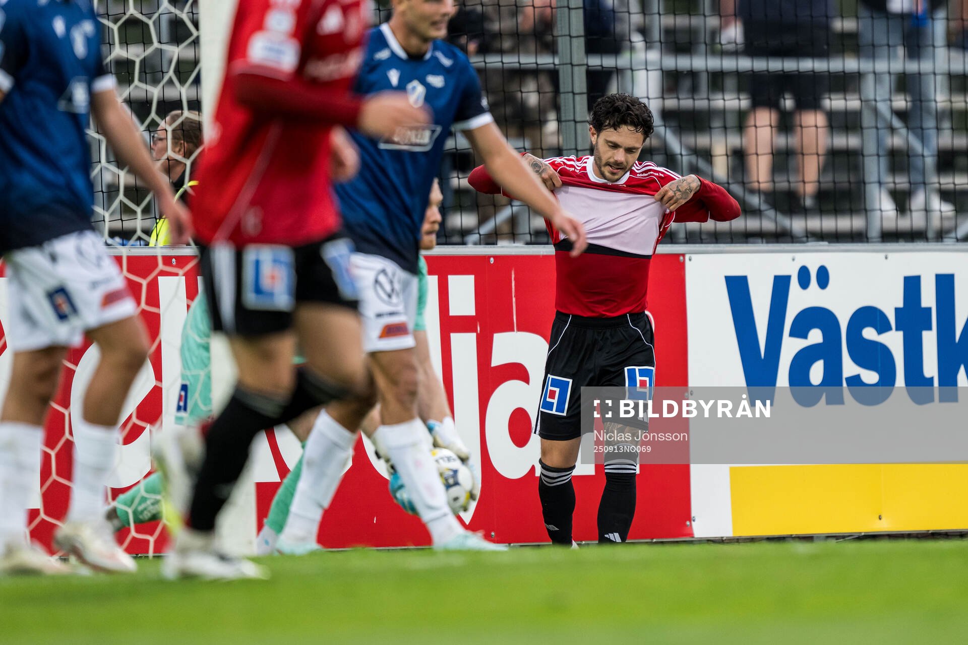 IFK Norrköpings David Moberg Karlsson deppar