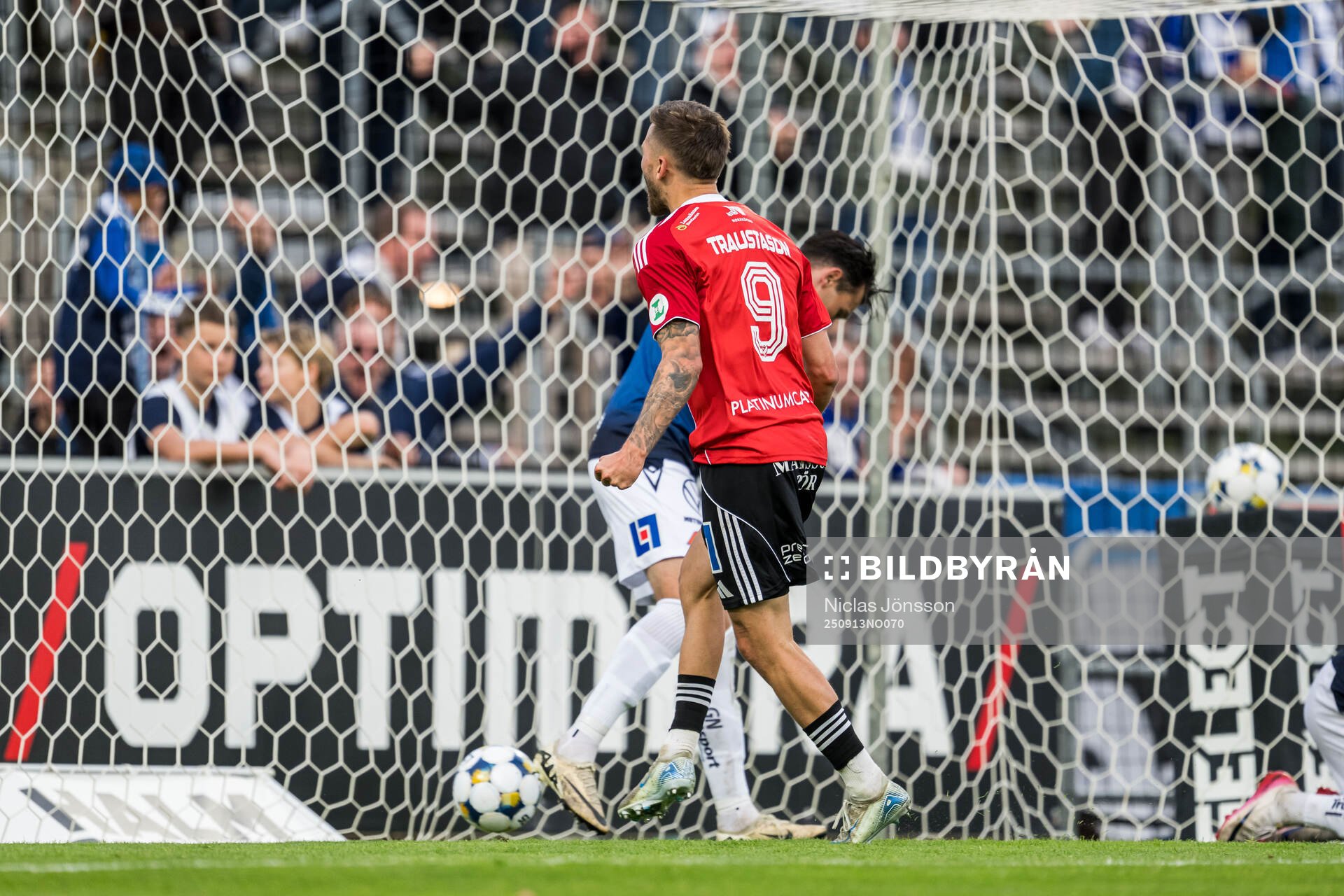 IFK Norrköpings Arnor Traustason jublar