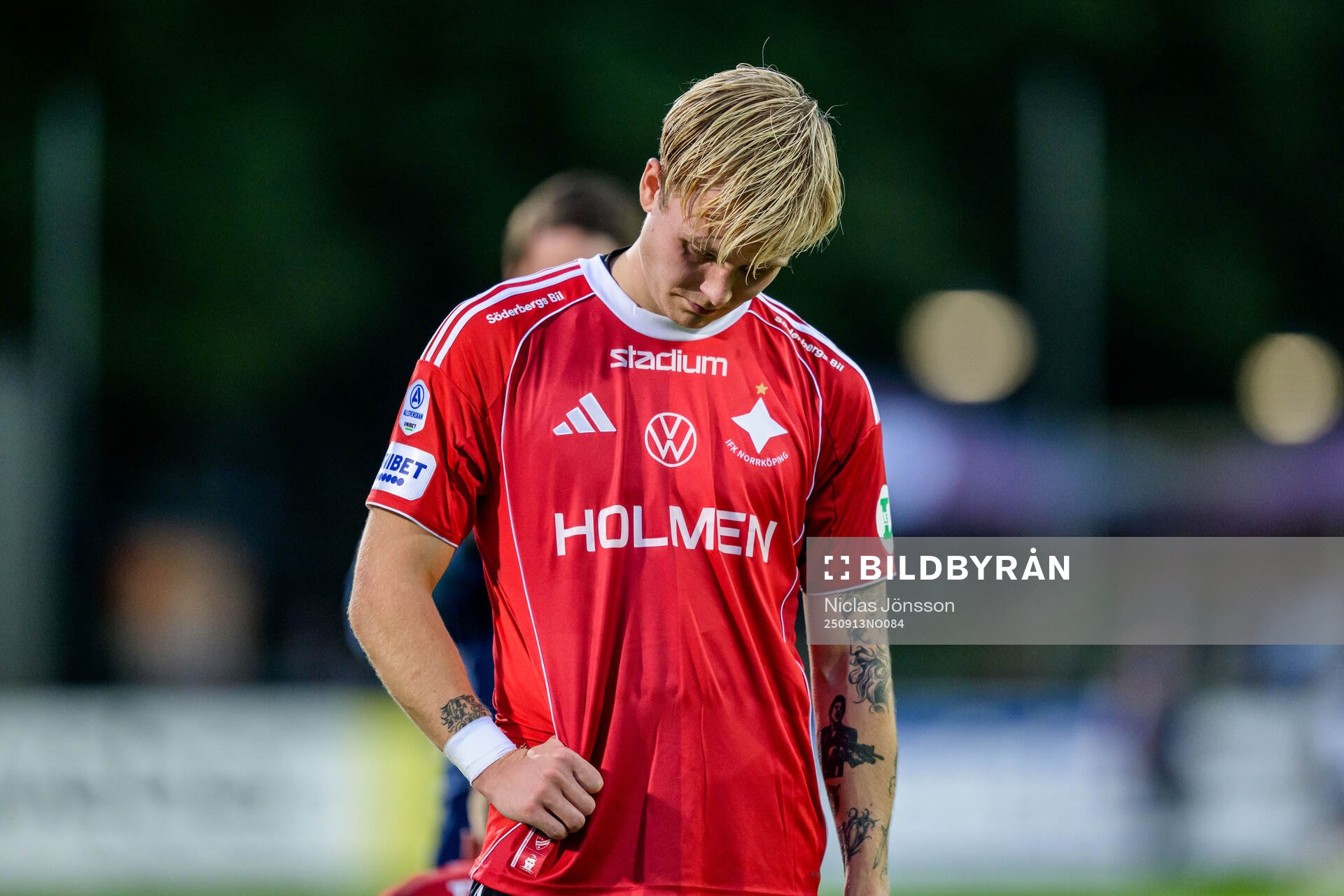 IFK Norrköpings Isak Andri Sigurgeirsson deppar