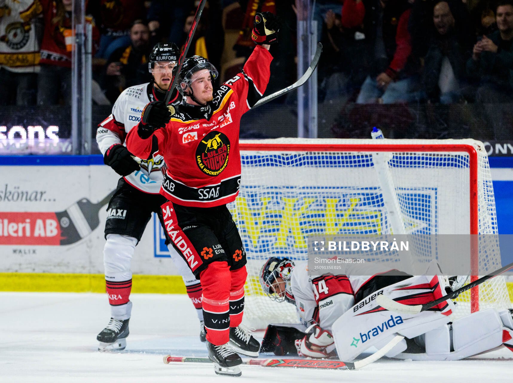 Luleås Filip Eriksson jublar