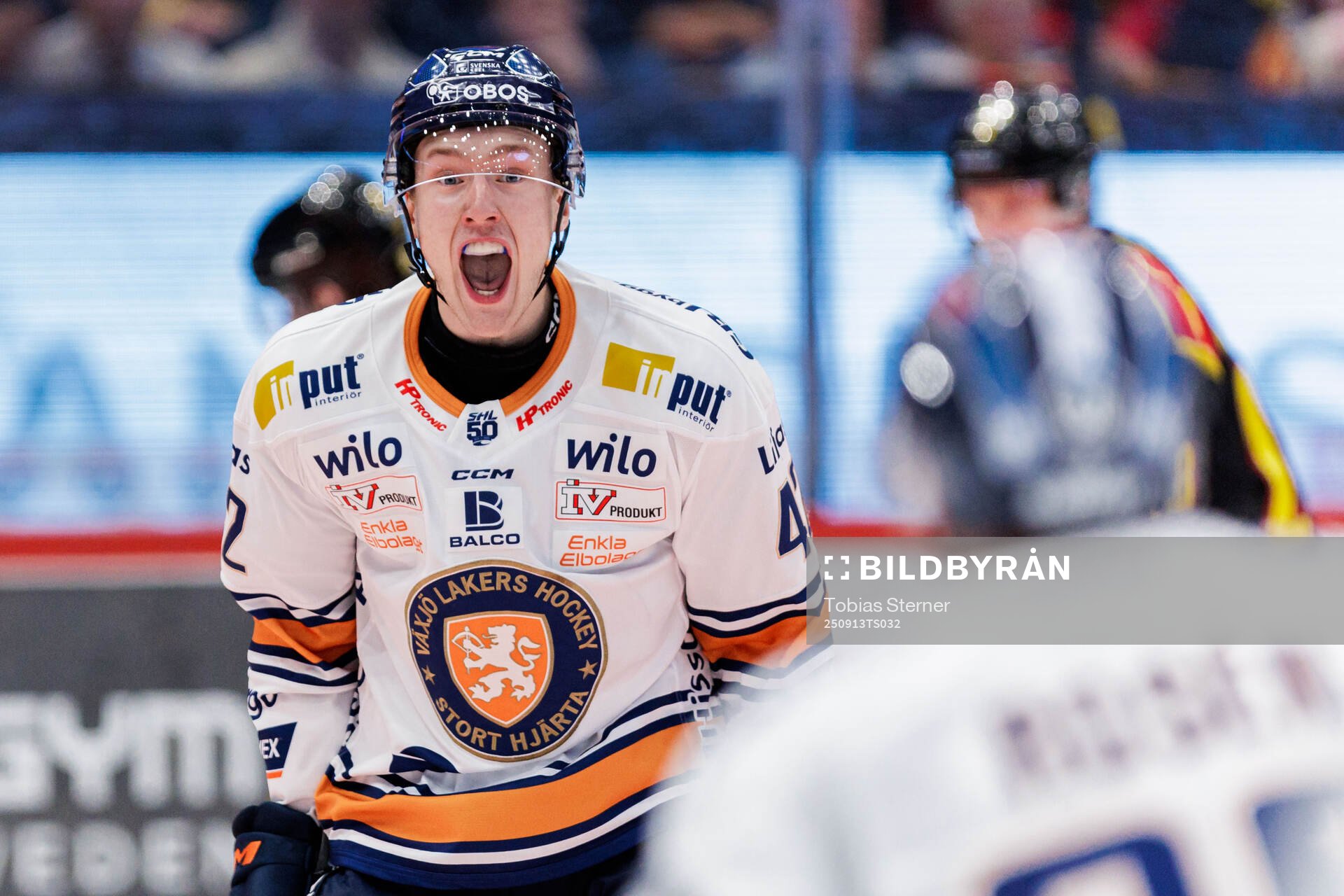 Växjös Kalle Kratz jublar
