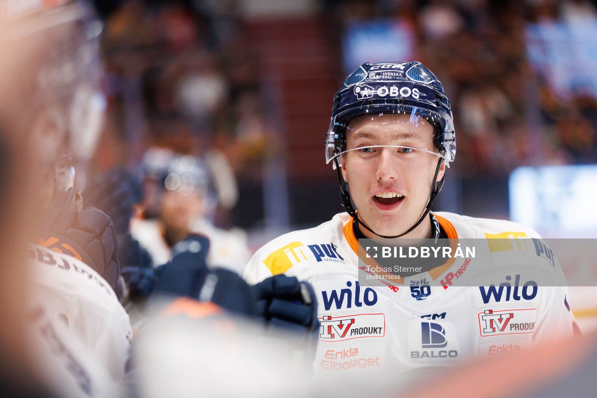 Växjös Kalle Kratz jublar