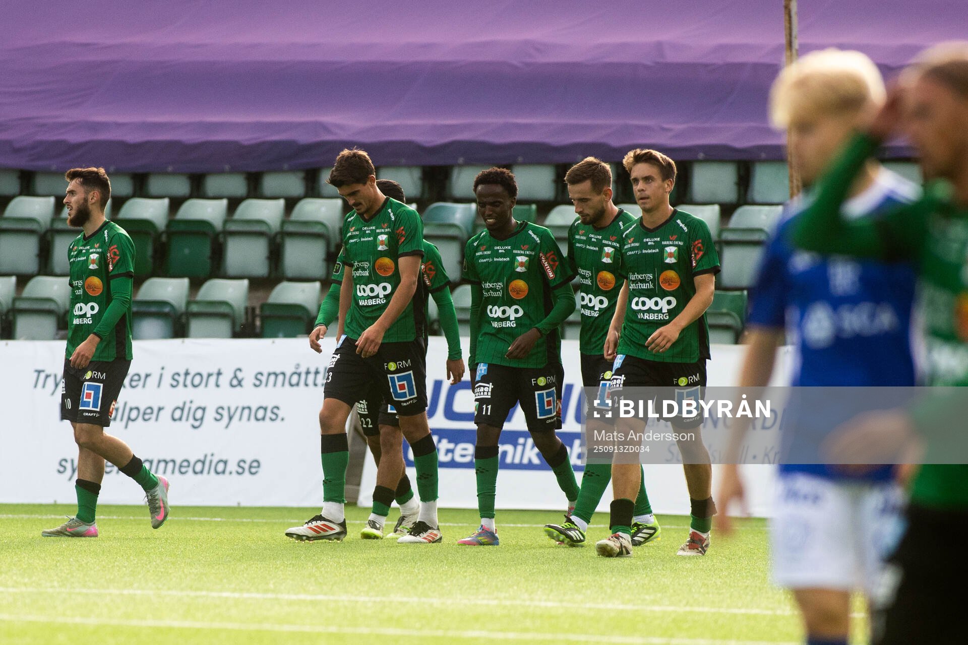 Varbergs Nuurdin Ali Mohudin jublar med lagkamrater