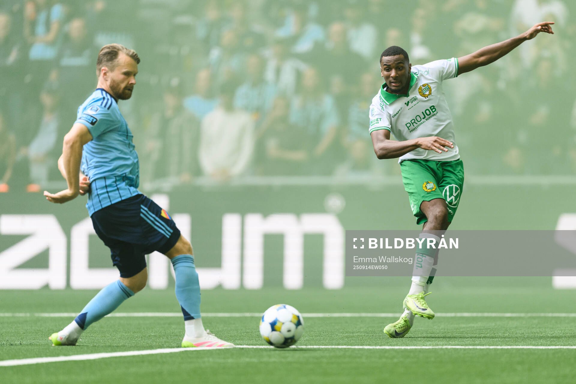 Djurgårdens Jacob Une och Hammarbys Paulos Abraham