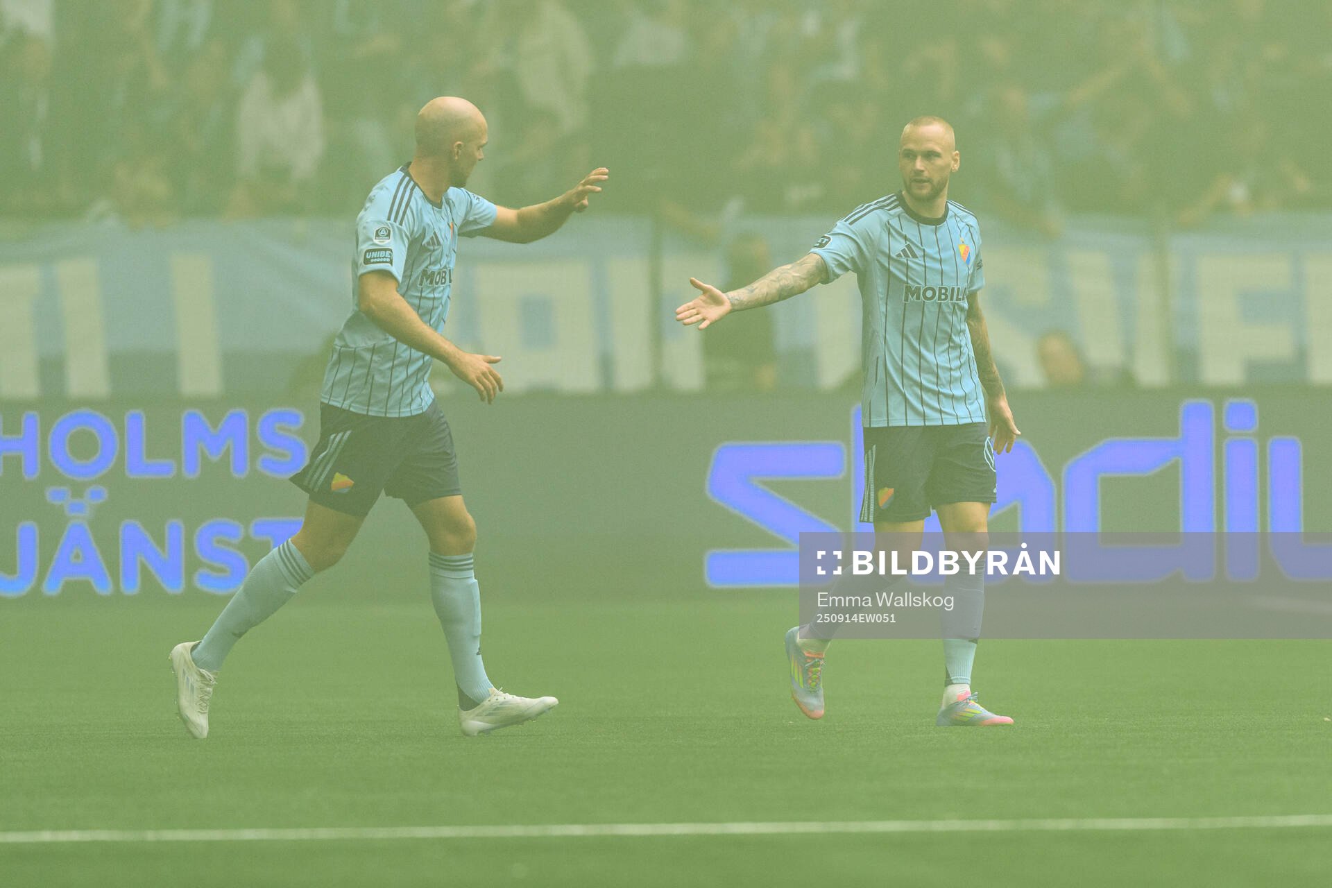 Djurgårdens Marcus Danielson och Adam Ståhl jublar