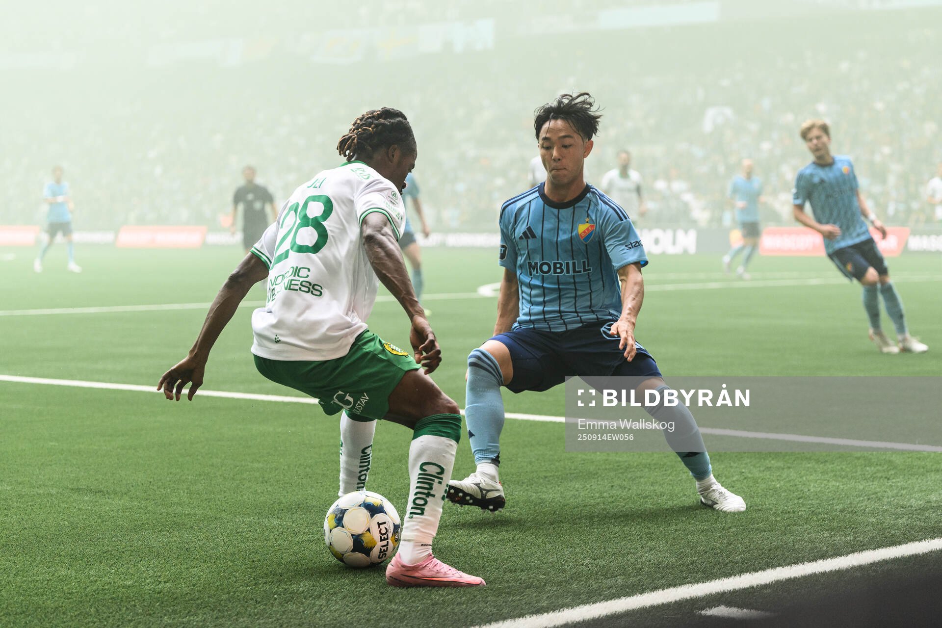 Hammarbys Frank Junior Adjei och Djurgårdens Keita Kosugi