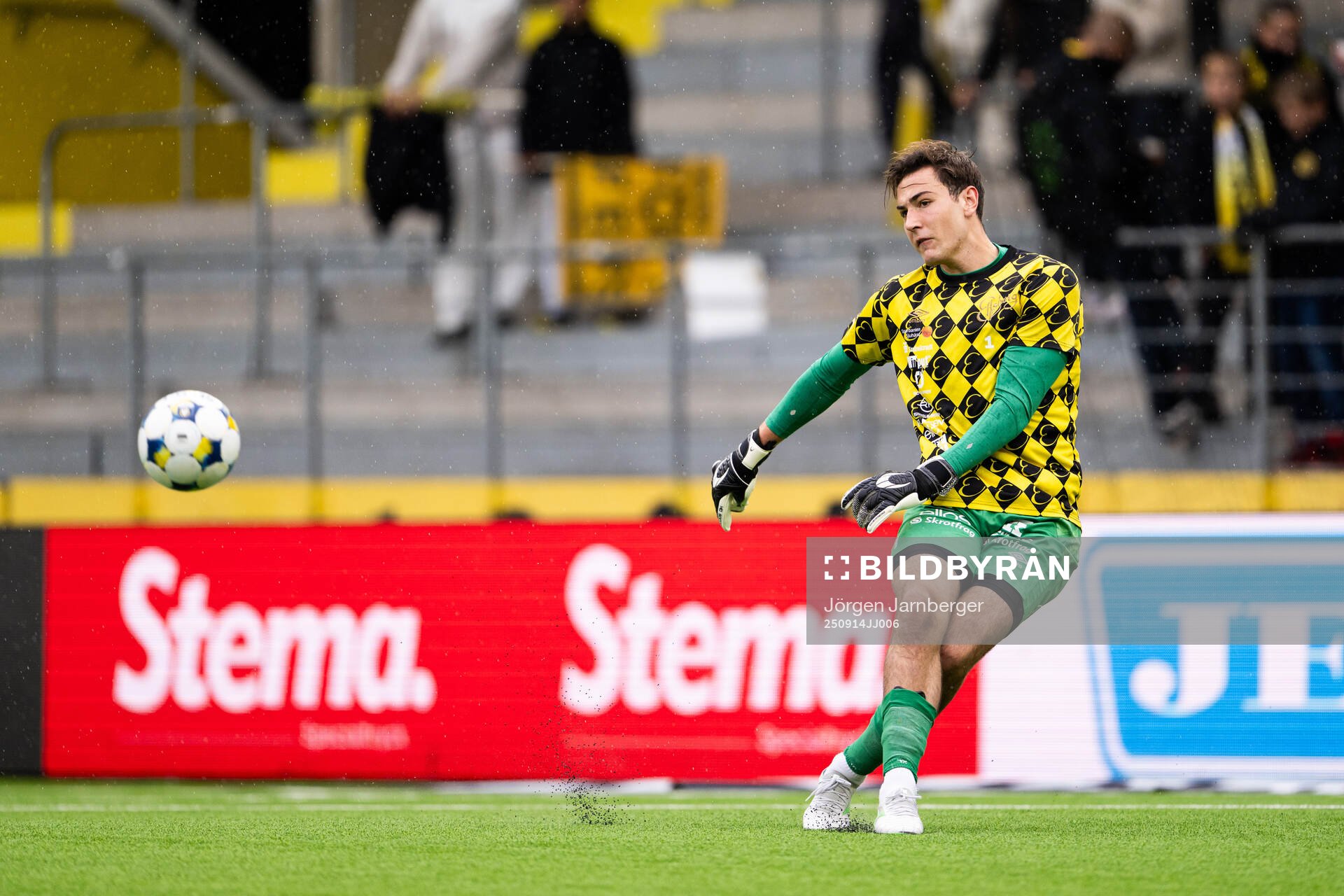 Elfsborgs målvakt Simon Eriksson