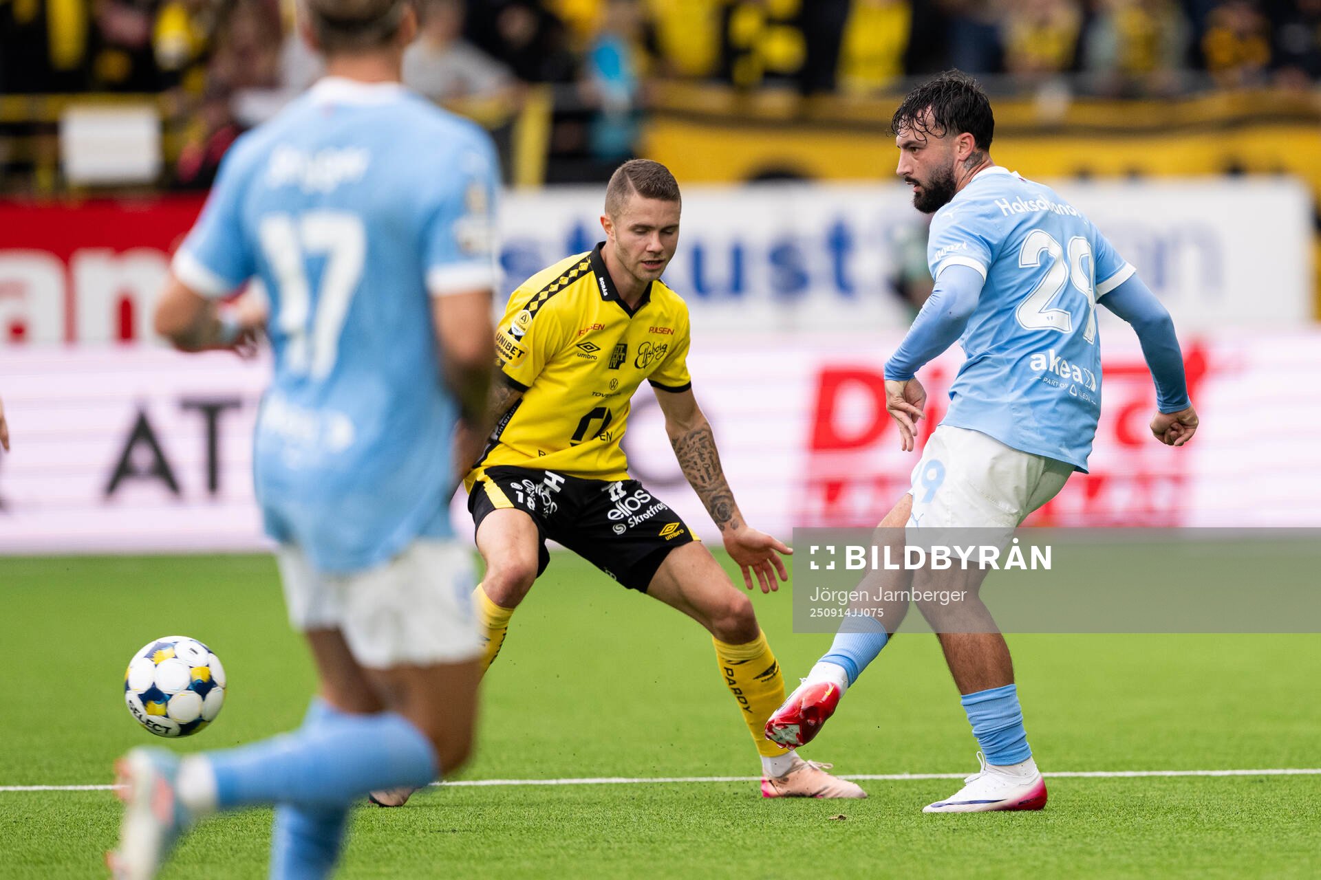 Elfsborgs Julius Magnusson och Malmö FFs Sead Haksabanovic