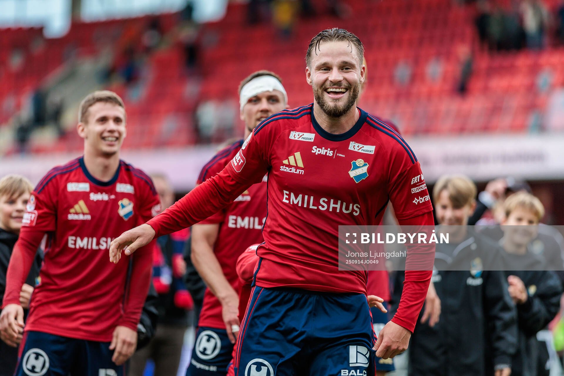 Östers Niklas Söderberg jublar