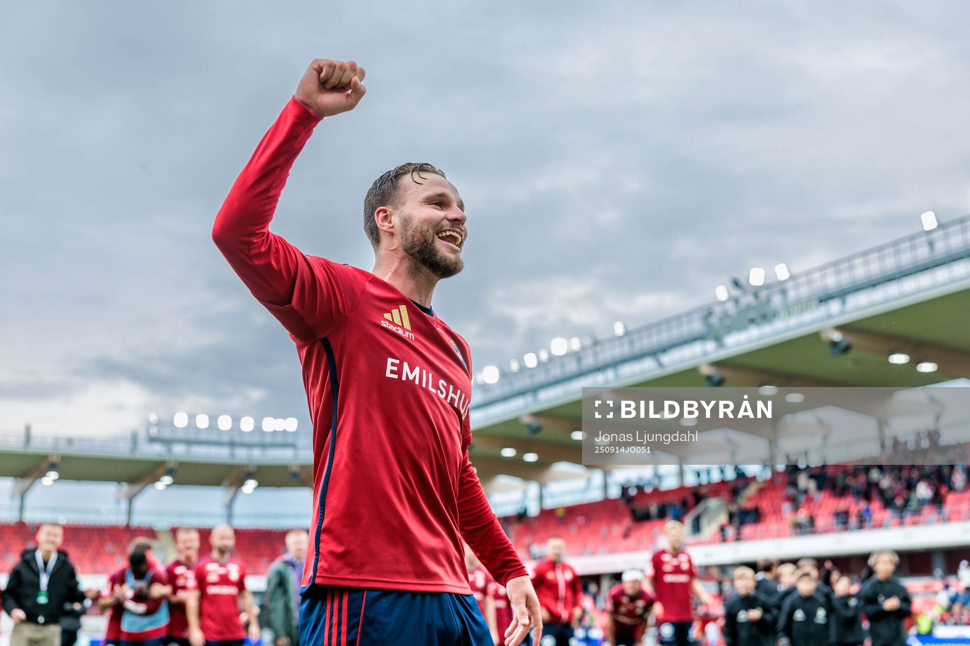 Östers Niklas Söderberg jublar
