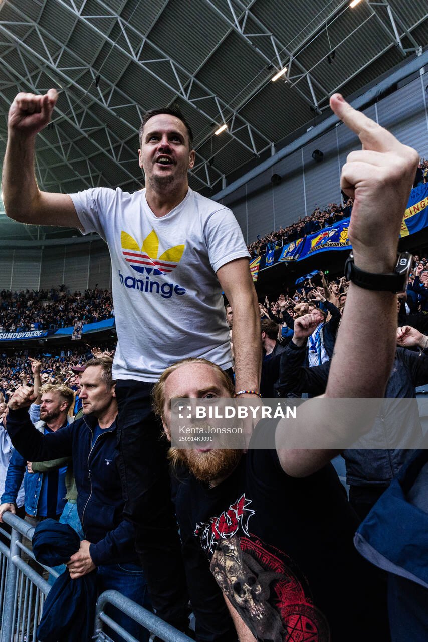 Djurgårdens supportrar jublar
