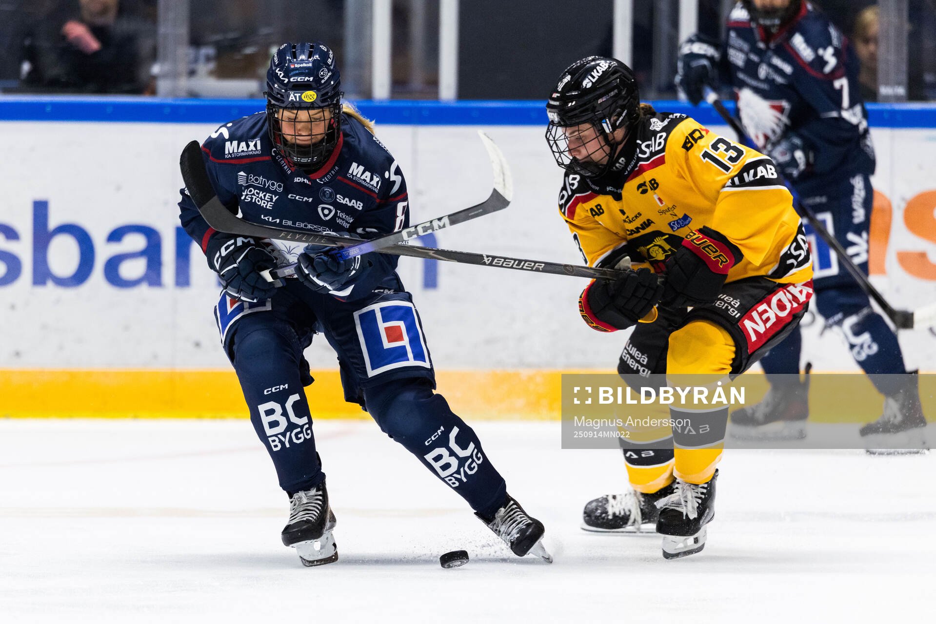 Linköpings Elsa Blårand och Luleås Jenna Donohue