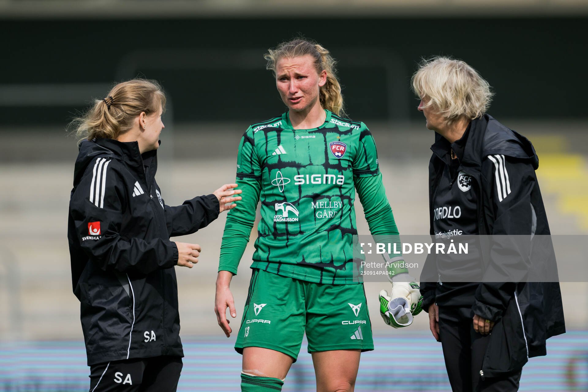 Rosengårds målvakt Samantha Leshnak Murphy har ont