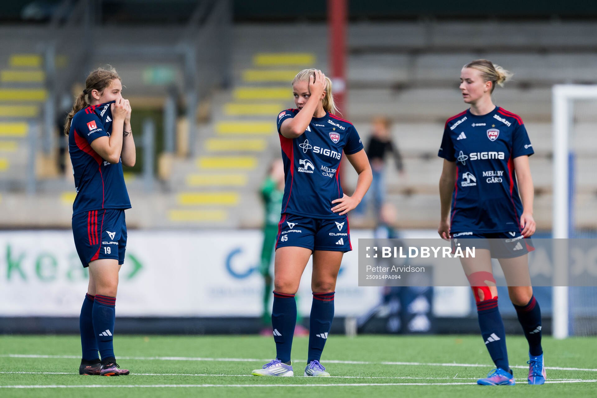 Rosengårds Maja Johansson, Tilde Björklund och Thea