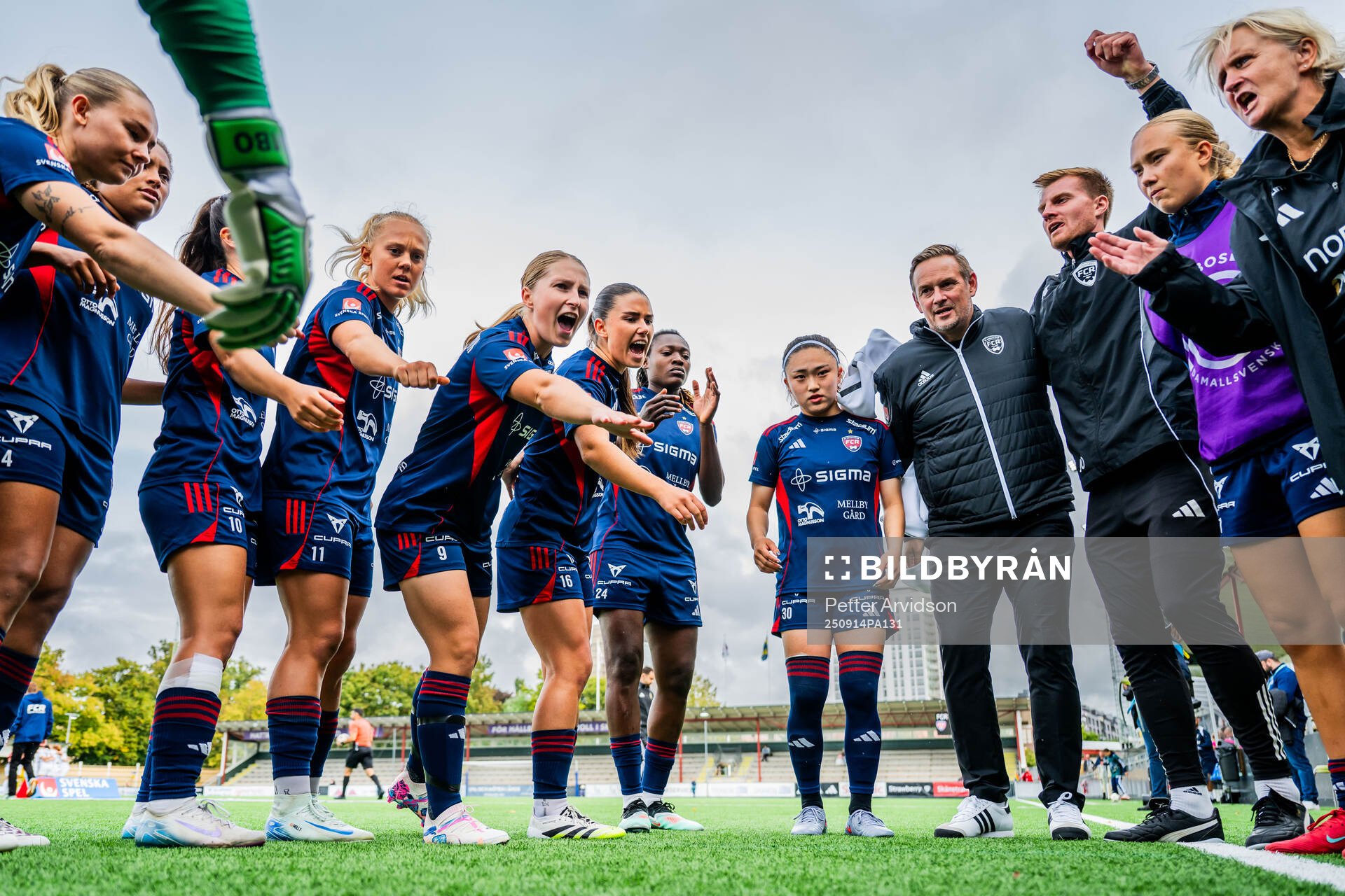 Rosengårds Isabella Sara Tryggvadottir, Molly Johansson,