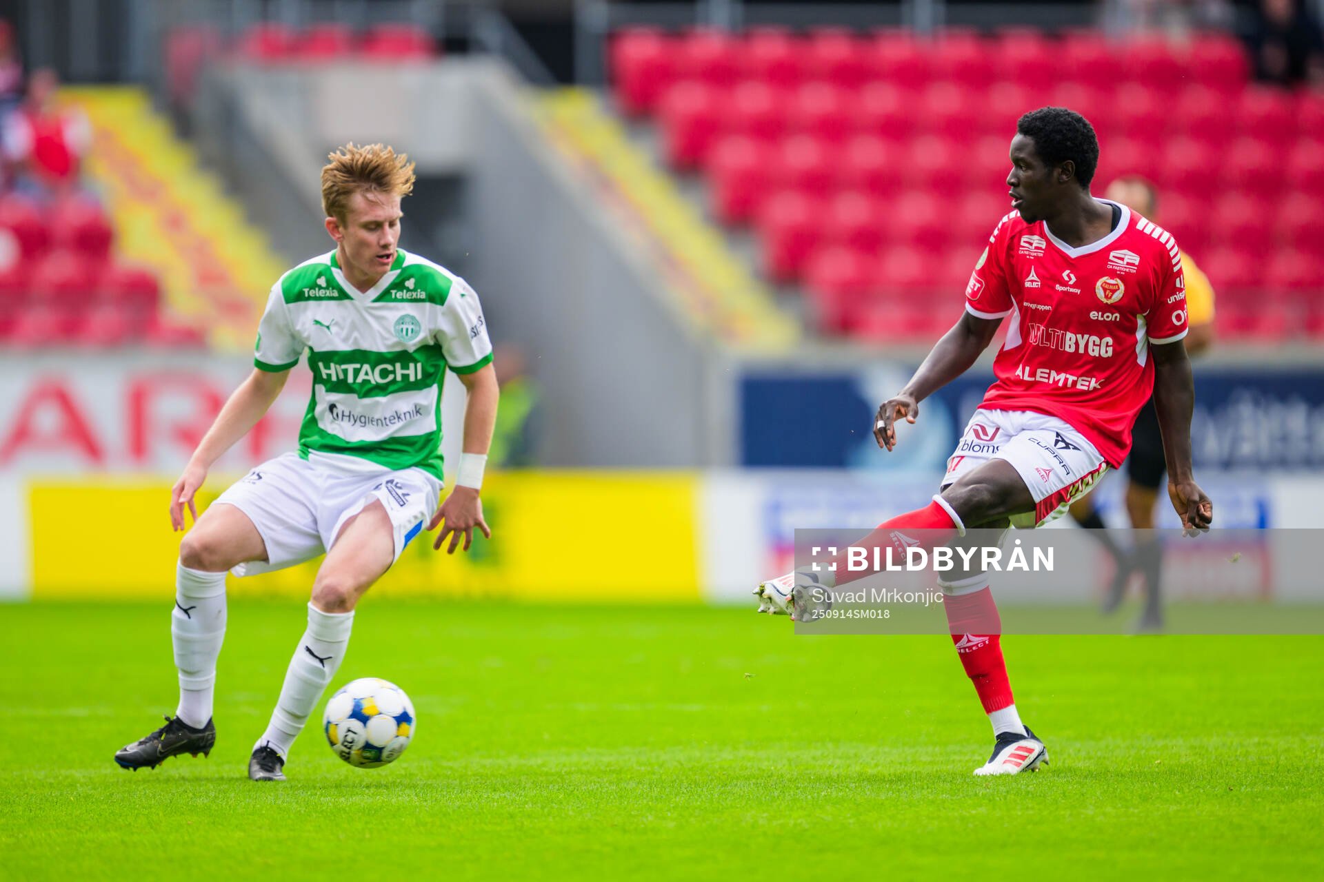 Västerås Karl Gunnarsson och Kalmars Aboubacar Keita