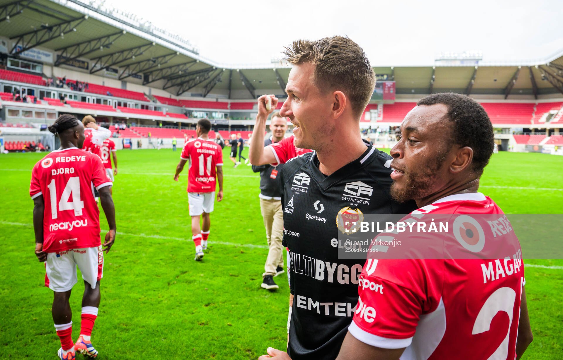 Kalmars målvakt Jakob Kindberg och Abdussalam Magashy