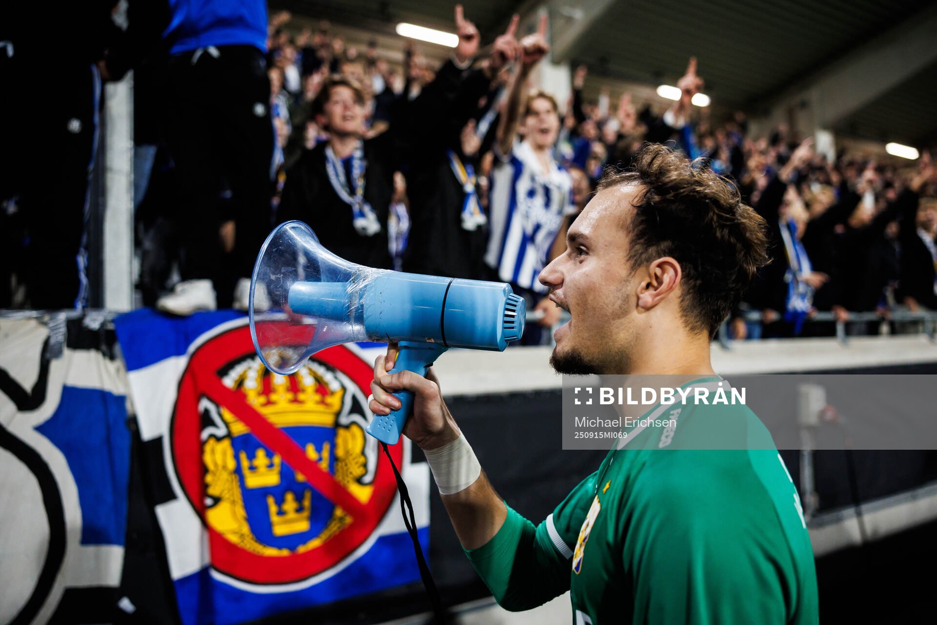 IFK Göteborgs målvakt Elis Bishesari jublar