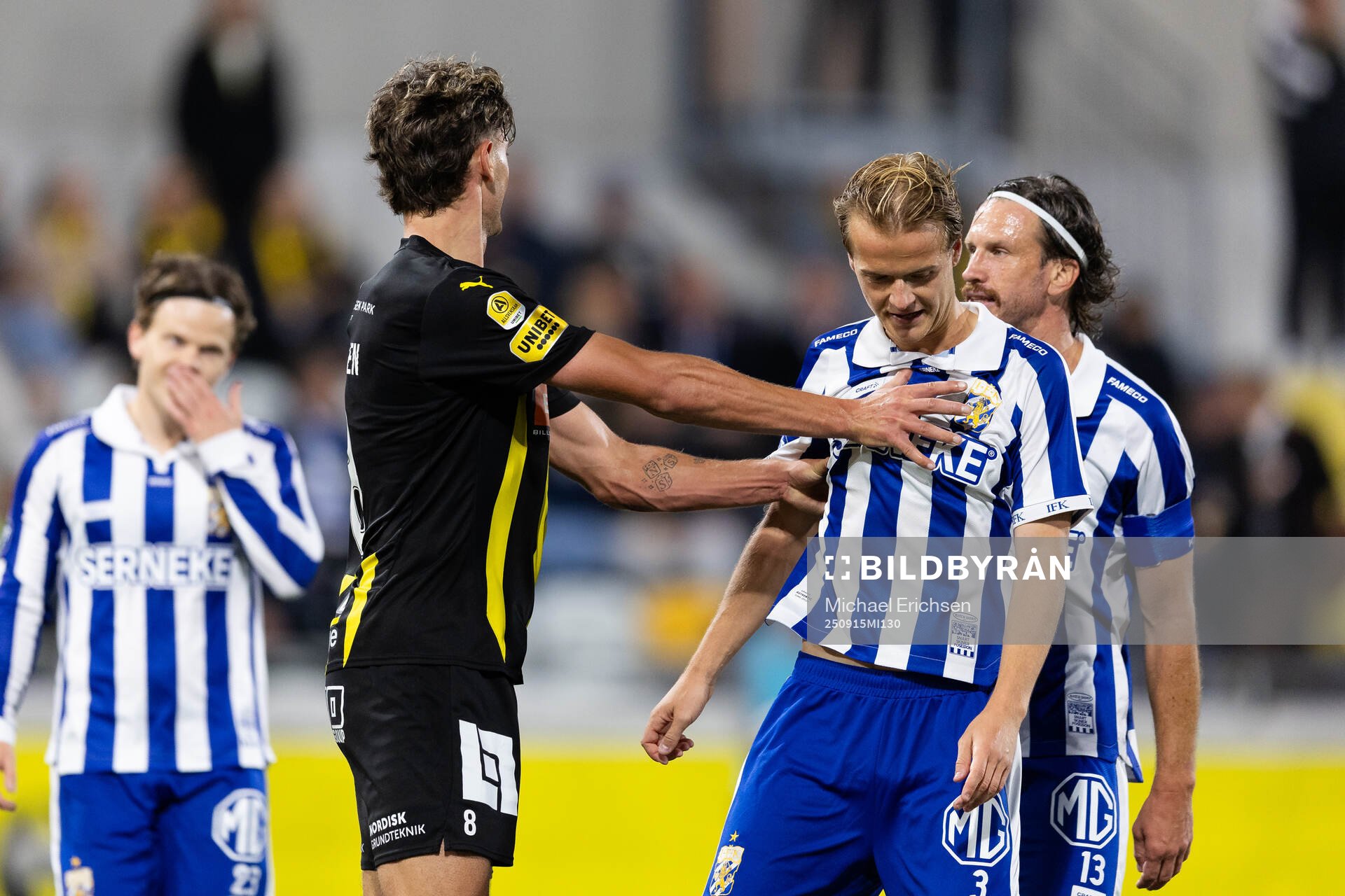 Häckens Silas Andersen och IFK Göteborgs August Erlingmark