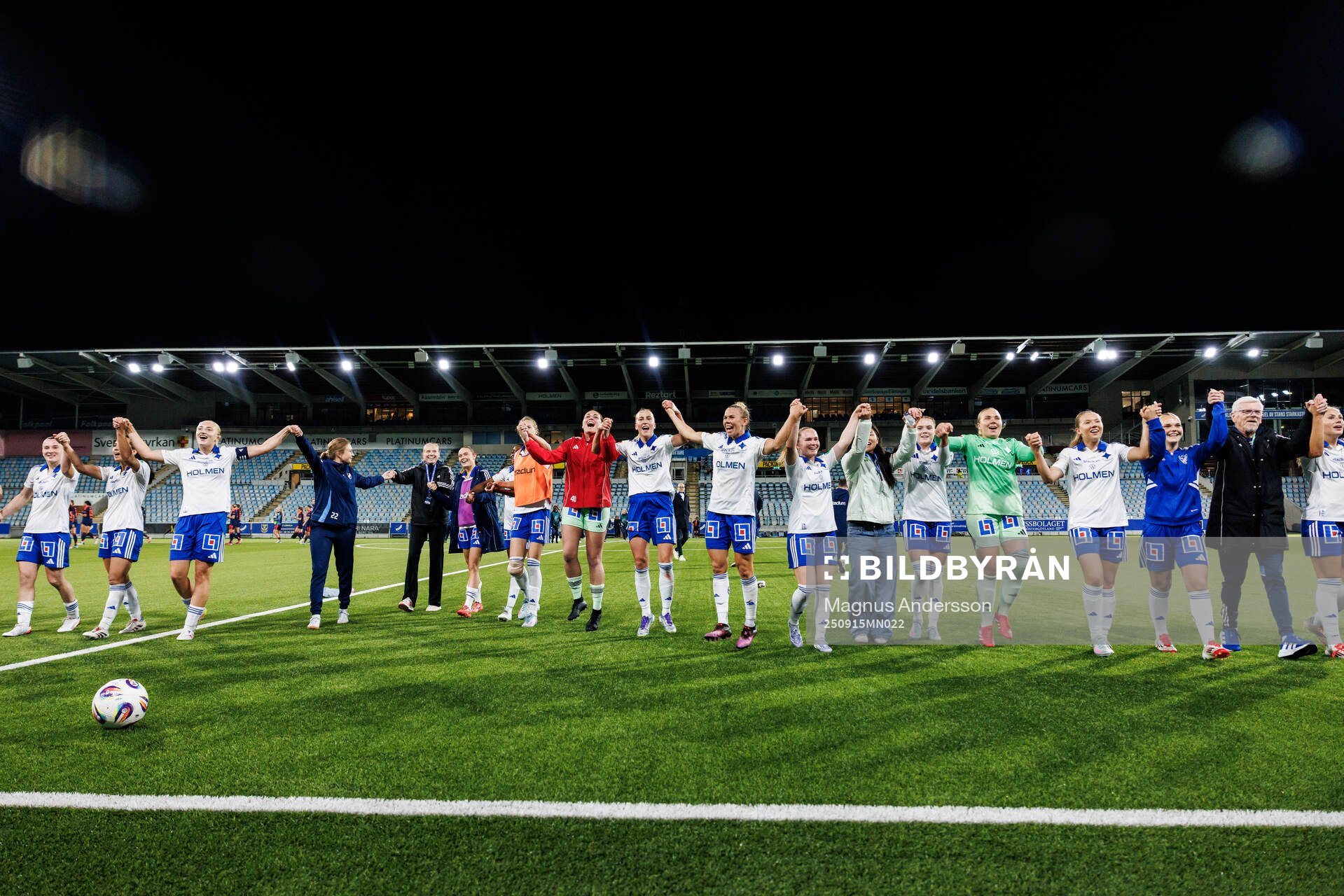 IFK Norrköpings spelare jublar