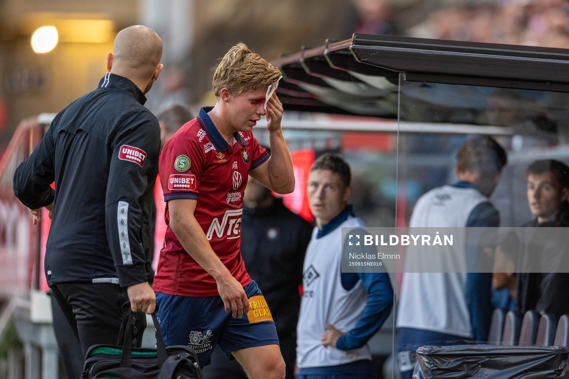 Örgrytes Isak Dahlqvist utgår skadad