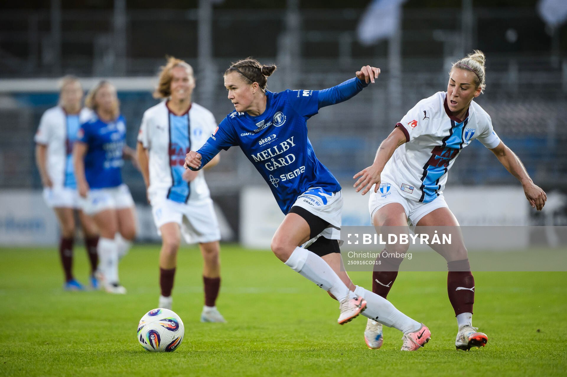 Trelleborgs Erica Persson Welin och Malmö FFs Mia Persson
