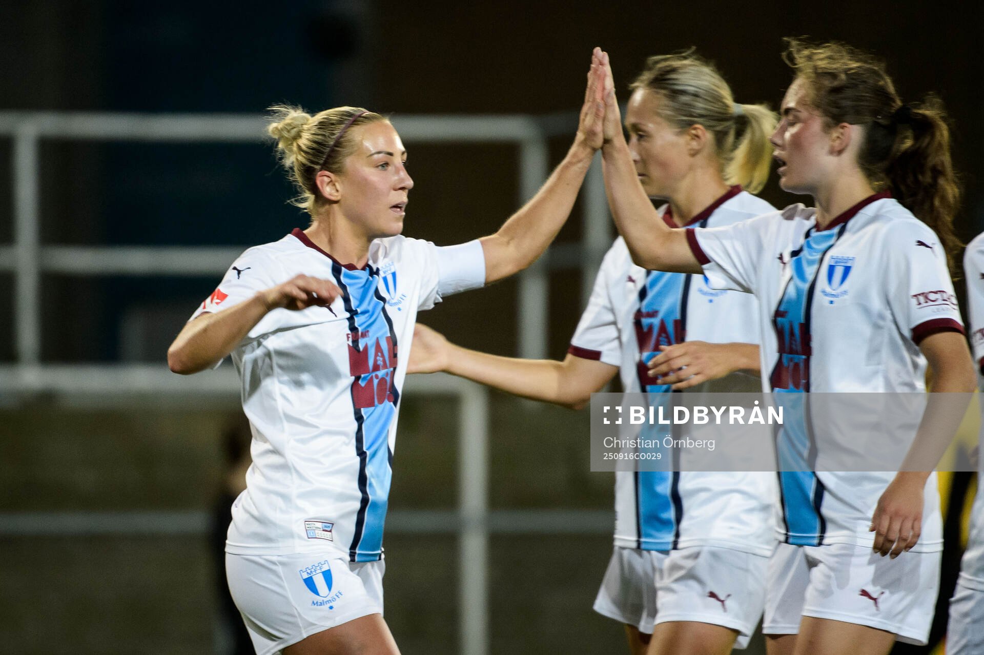 Malmö FFs Mia Persson jublar