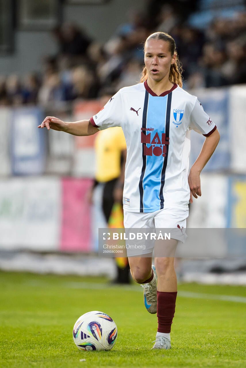 Malmö FFs Karoline Olesen