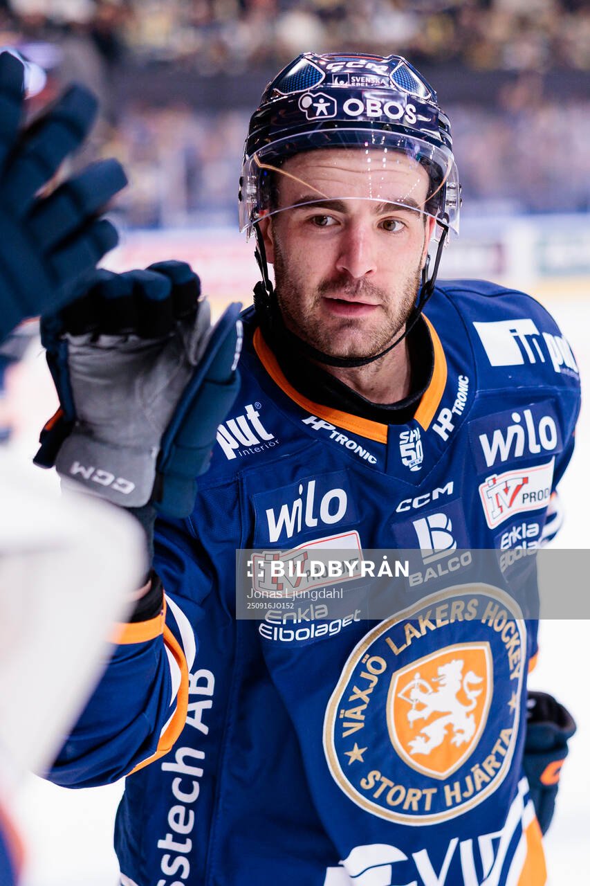 Växjös Reid Gardiner jublar