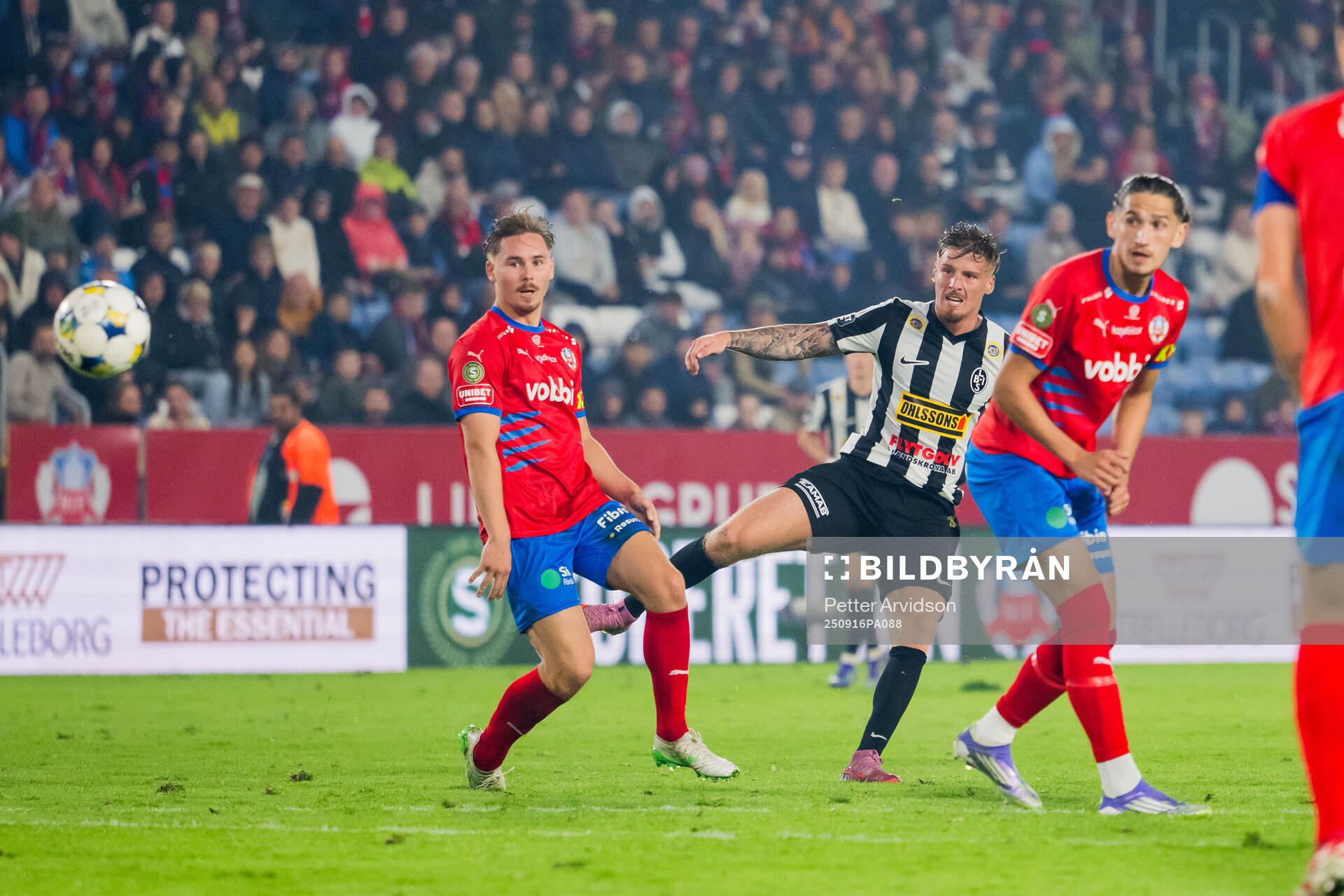Landskronas Markus Björkqvist och Helsingborgs Simon