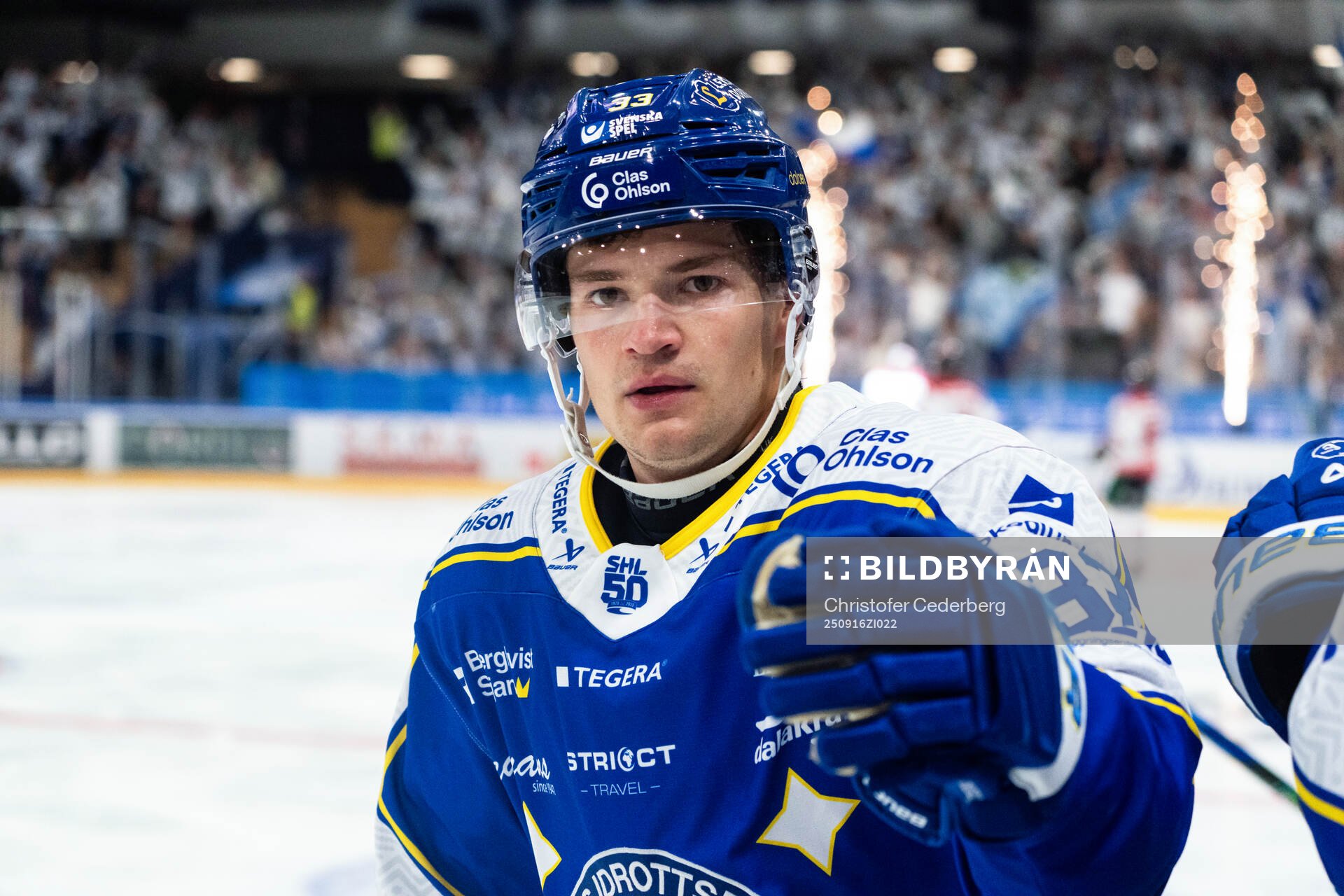 Leksands Olle Strandell jublar