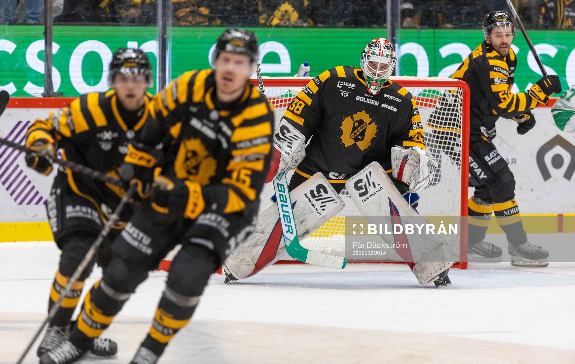 Skellefteås målvakt Strauss Mann